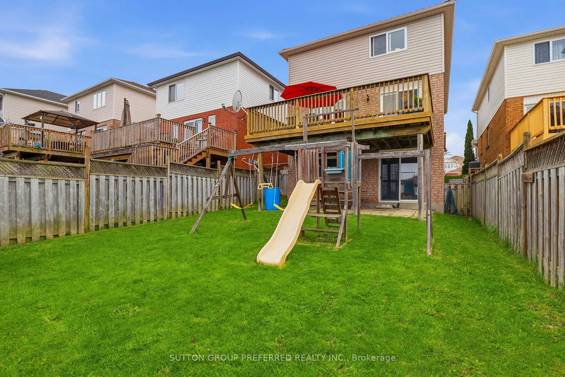 Photo 33 of 187 Hollyridge Crescent, Kitchener — HOMEH