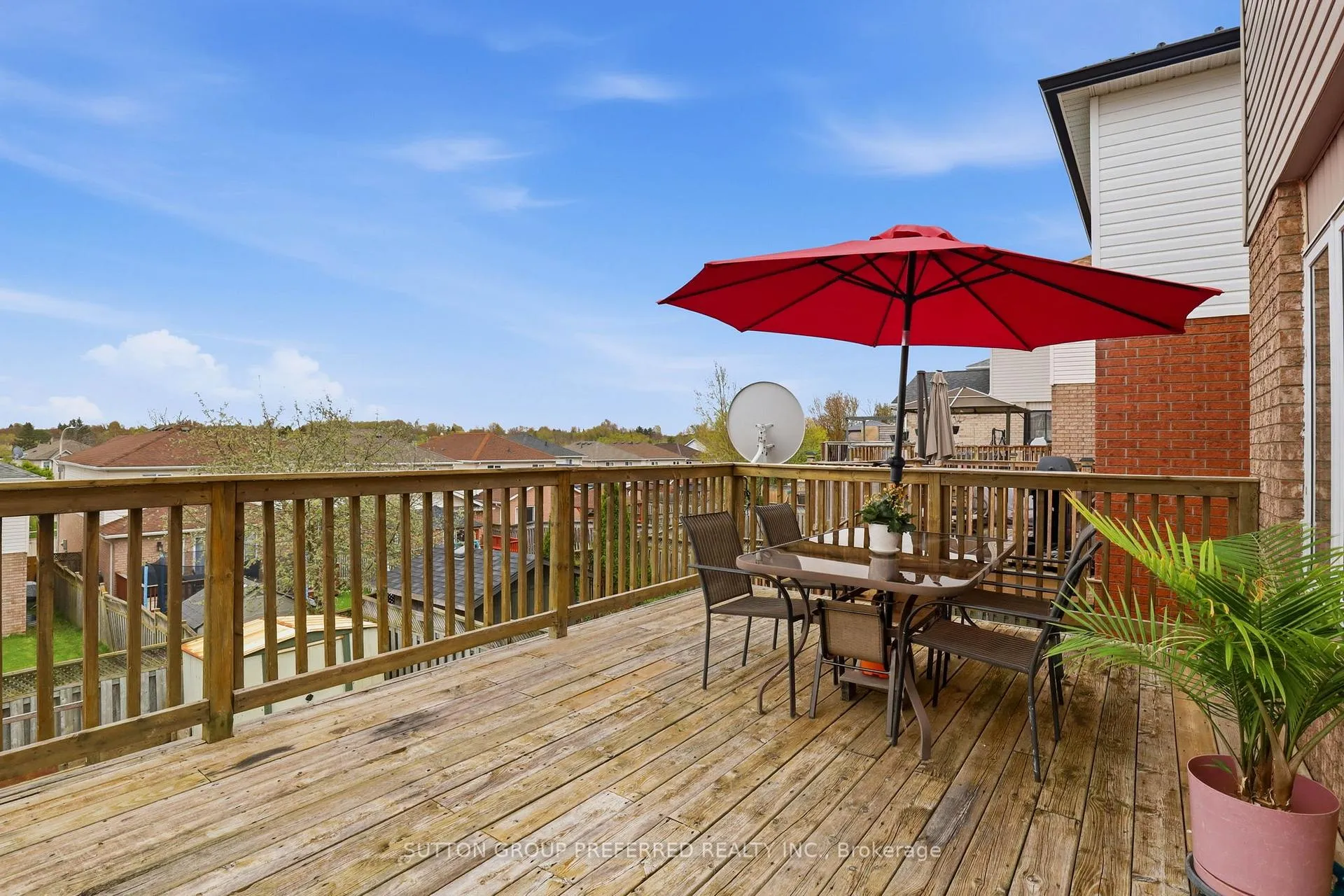 Photo 35 of 187 Hollyridge Crescent, Kitchener — HOMEH