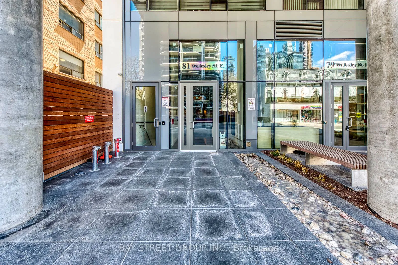 Photo 3 of Unit 1907, 81 Wellesley Street E, Toronto, Church-Yonge Corridor — HOMEH