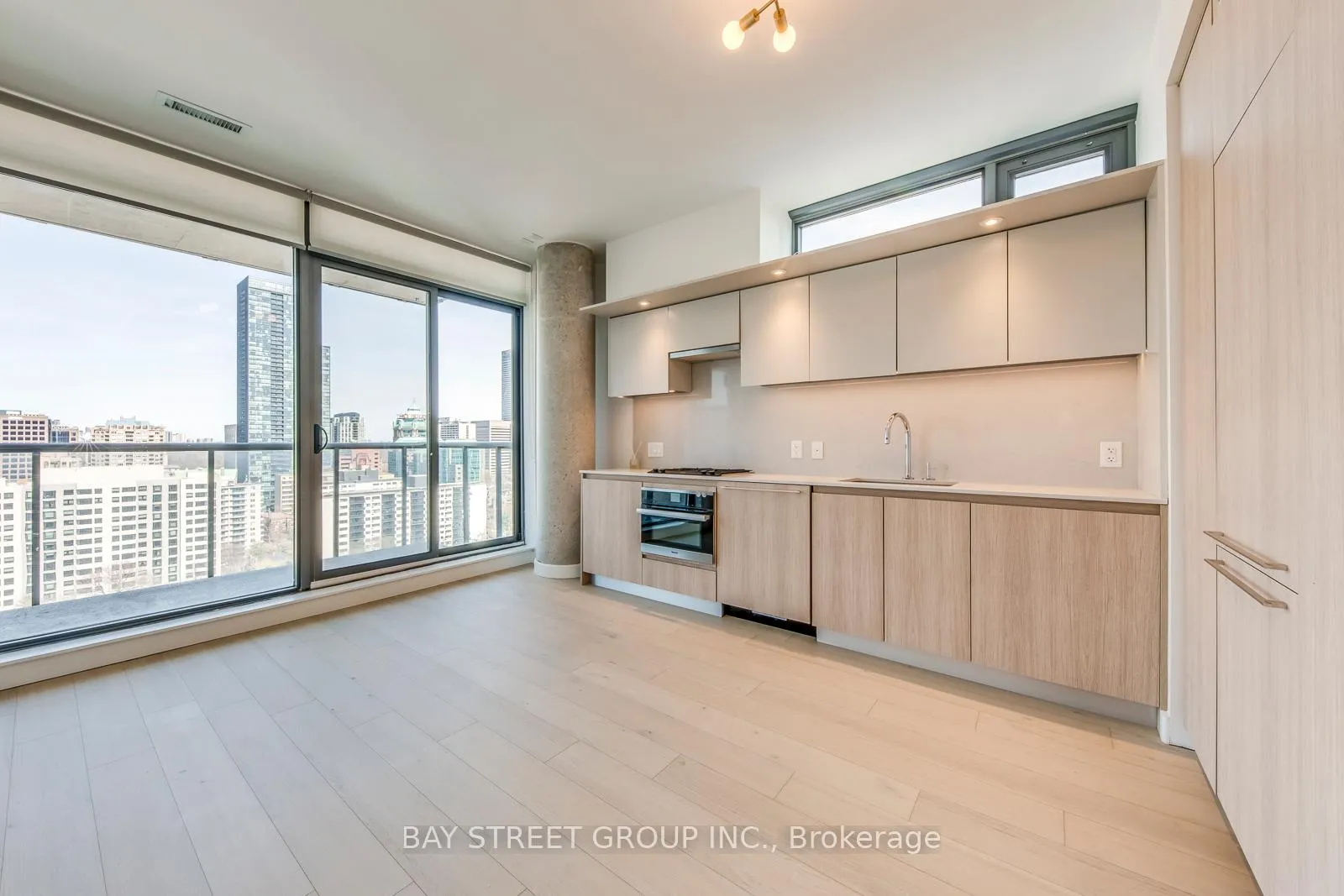 Photo 5 of Unit 1907, 81 Wellesley Street E, Toronto, Church-Yonge Corridor — HOMEH