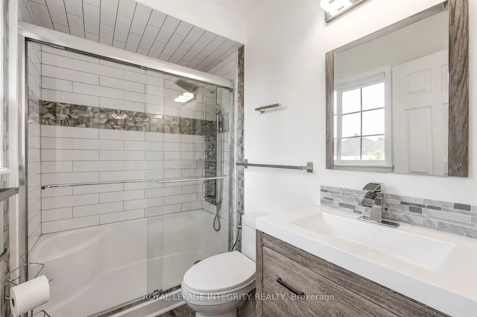 Photo 18 of 79 Bishops Mills Way, Ottawa, Kanata - Beaverbrook — HOMEH