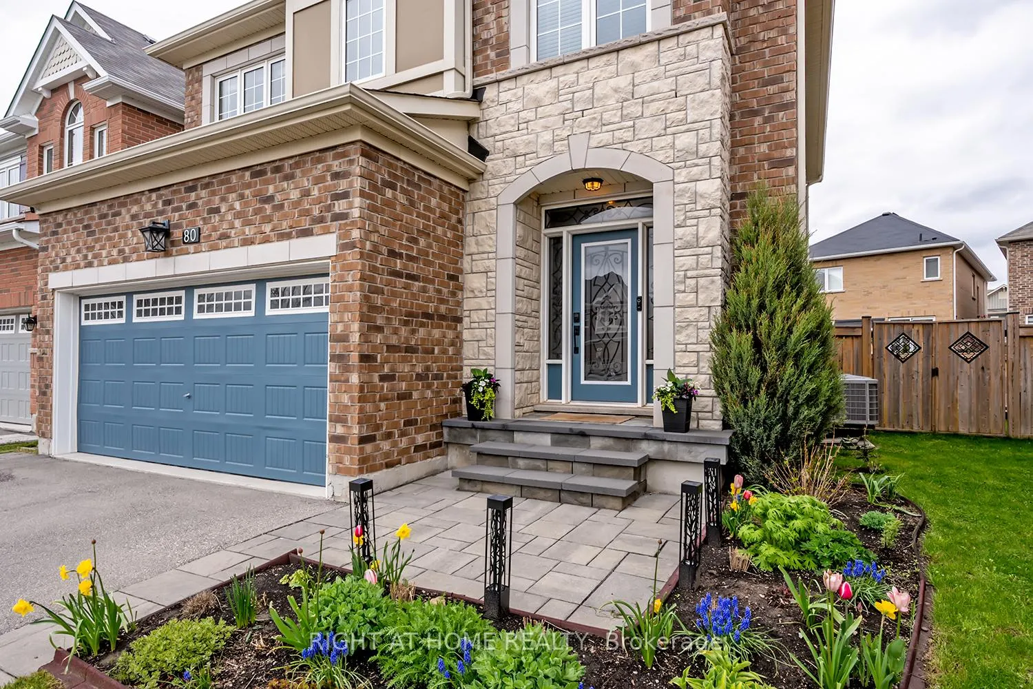 Photo 2 of 80 Forest Ridge Avenue, Hamilton, Waterdown — HOMEH