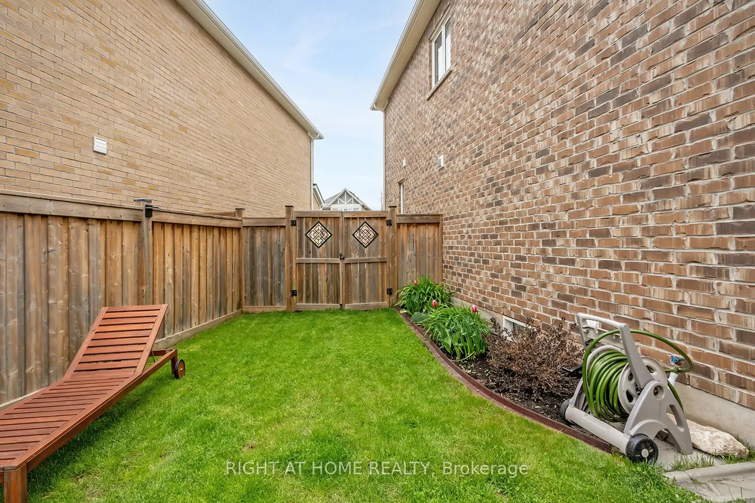 Photo 49 of 80 Forest Ridge Avenue, Hamilton, Waterdown — HOMEH