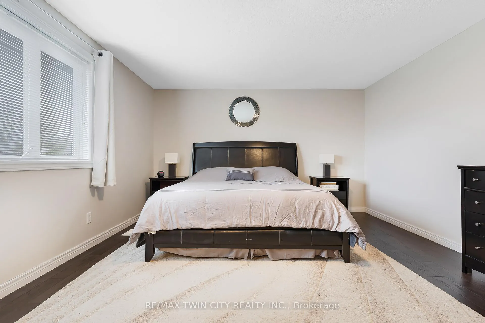 Photo 36 of 237 Waterbend Crescent, Kitchener — HOMEH