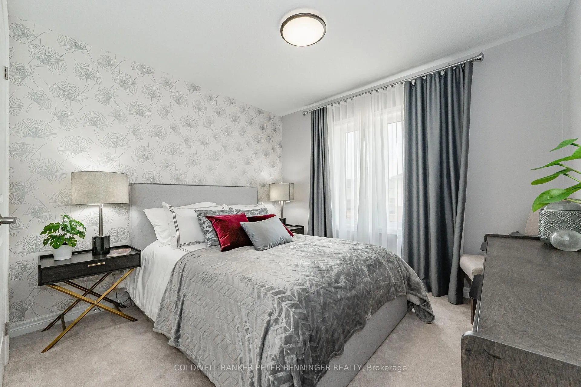 Photo 7 of 11 William Dunlop Street, Kitchener, Huron Park — HOMEH