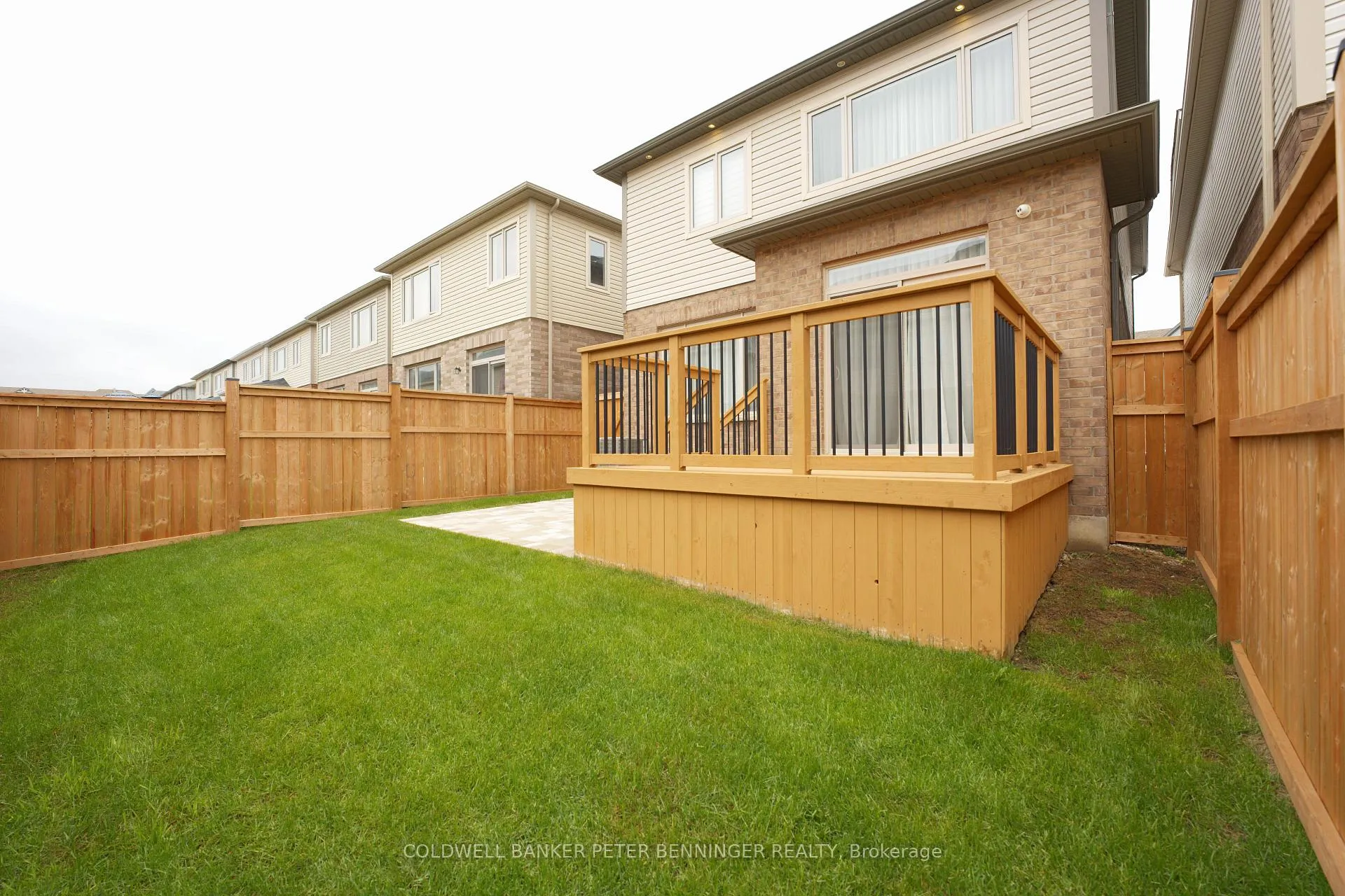 Photo 13 of 11 William Dunlop Street, Kitchener, Huron Park — HOMEH
