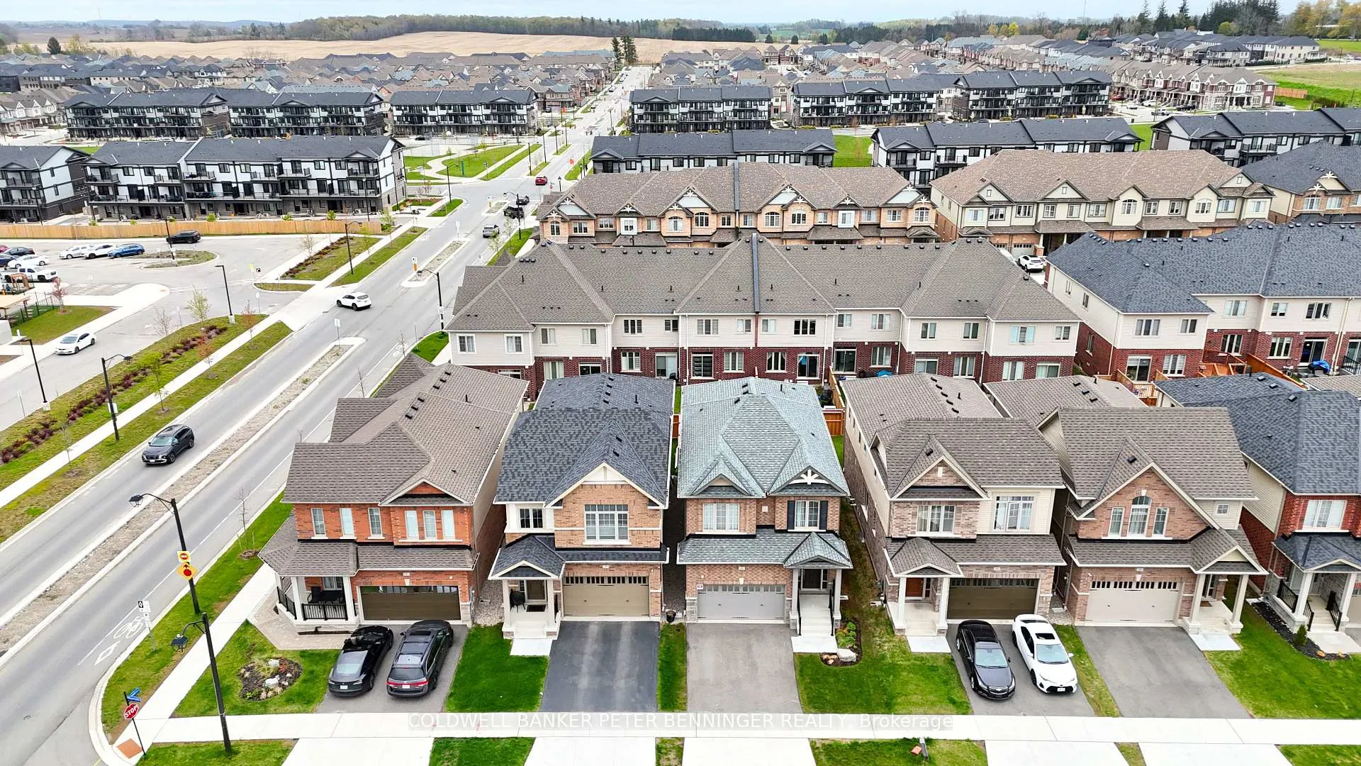 Photo 17 of 11 William Dunlop Street, Kitchener, Huron Park — HOMEH