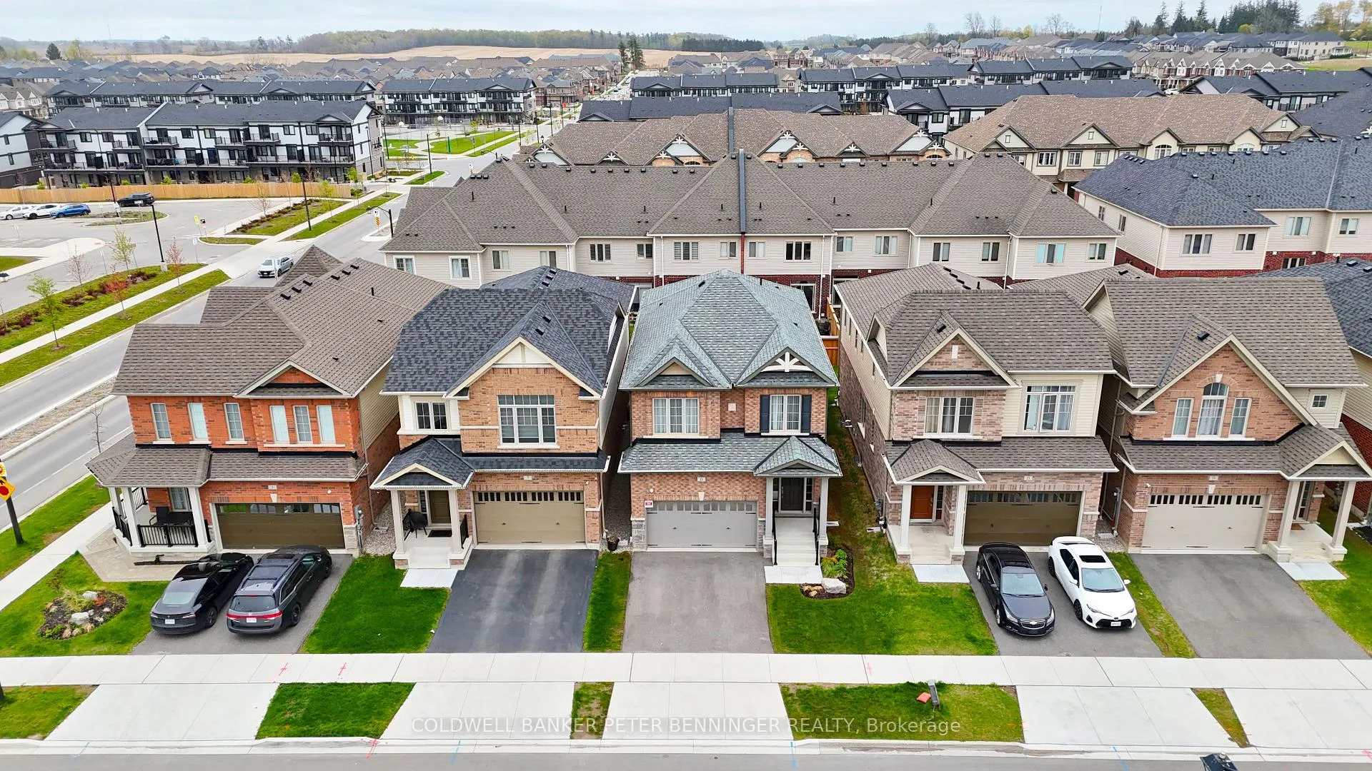 Photo 19 of 11 William Dunlop Street, Kitchener, Huron Park — HOMEH