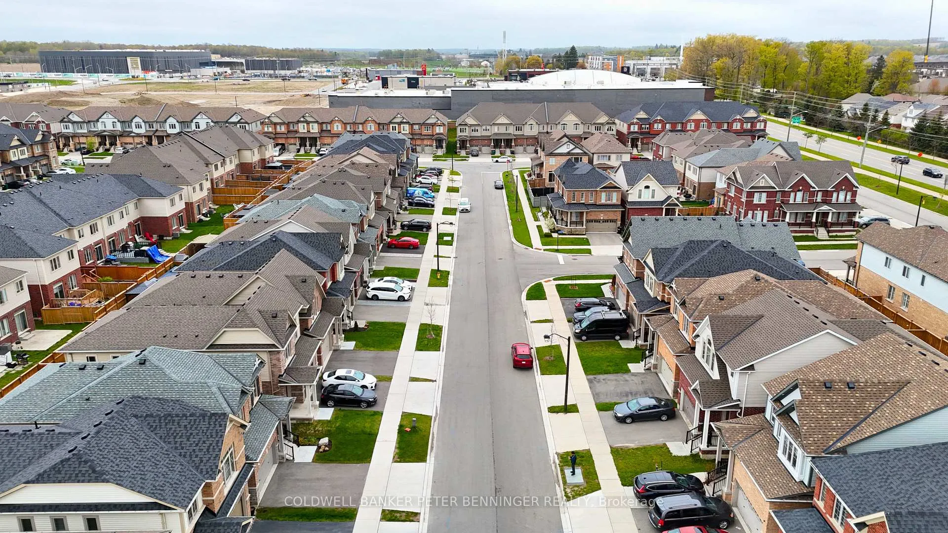 Photo 20 of 11 William Dunlop Street, Kitchener, Huron Park — HOMEH