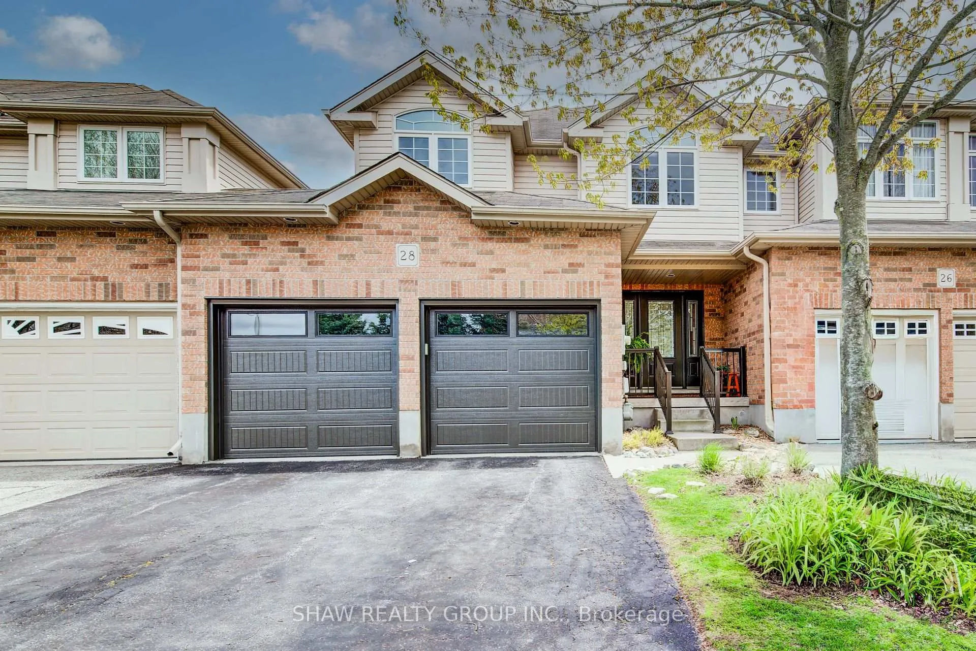 Photo 1 of 28 Walker Way, Guelph, Pineridge/Westminster Woods — HOMEH