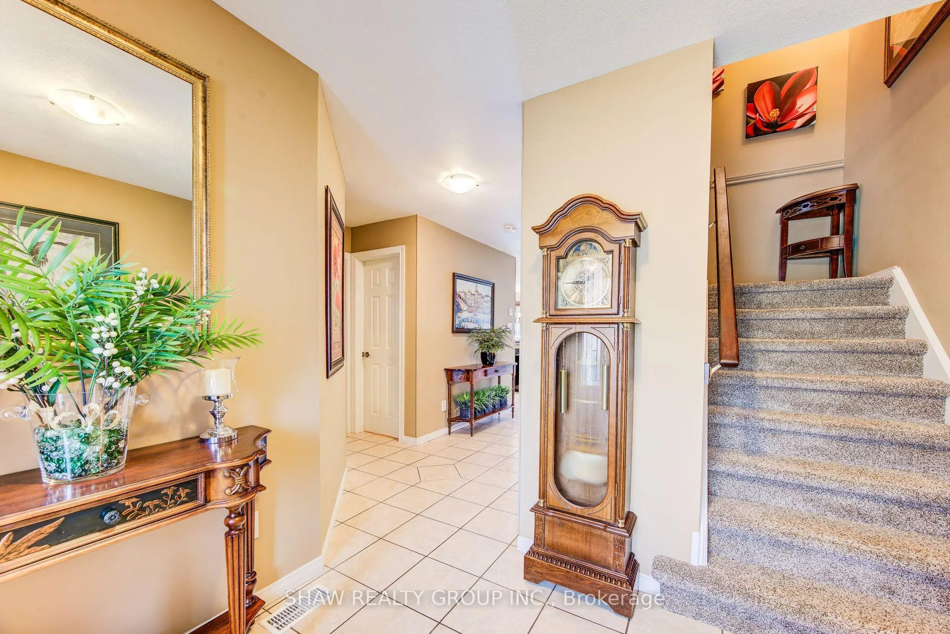 Photo 5 of 28 Walker Way, Guelph, Pineridge/Westminster Woods — HOMEH