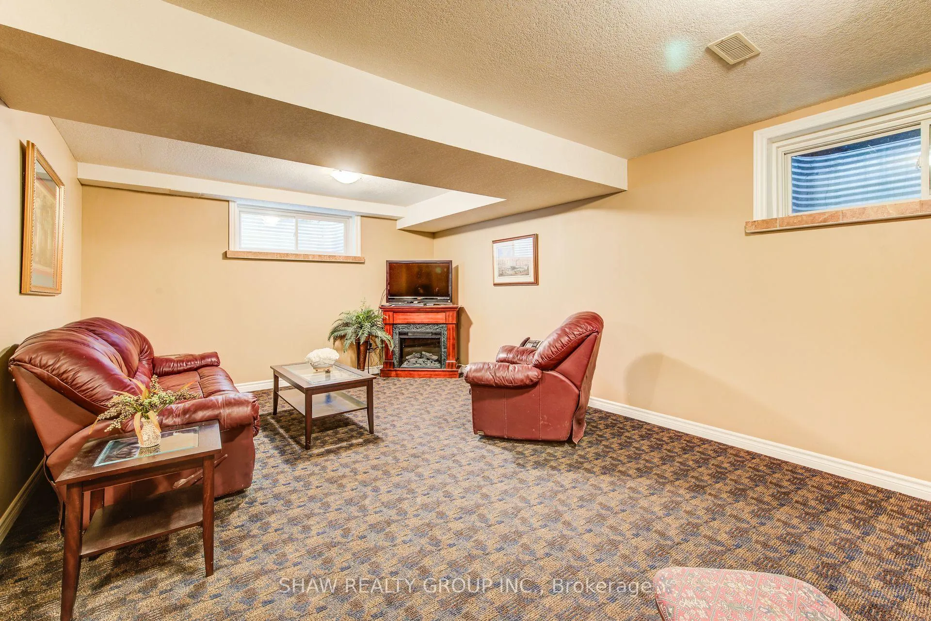 Photo 35 of 28 Walker Way, Guelph, Pineridge/Westminster Woods — HOMEH