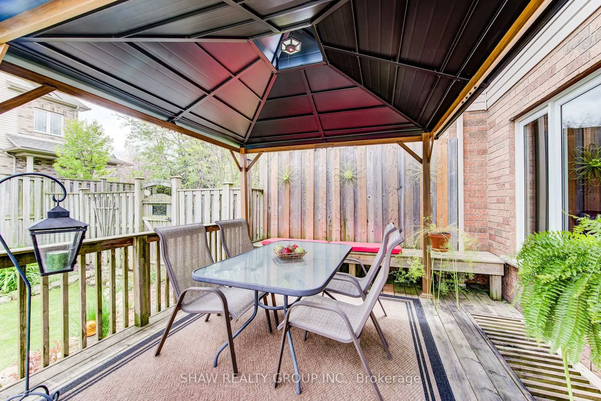Photo 41 of 28 Walker Way, Guelph, Pineridge/Westminster Woods — HOMEH