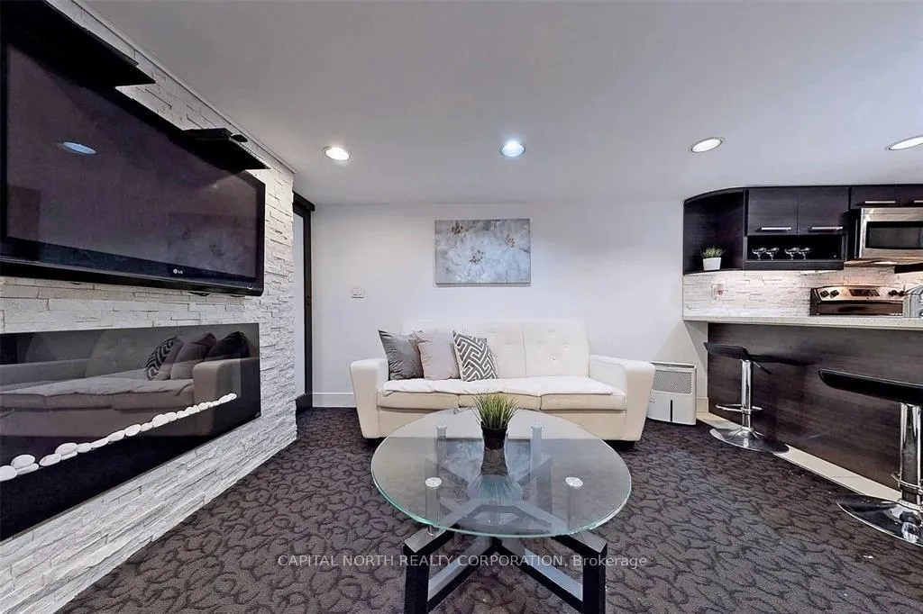 Photo 7 of Unit Lower, 4 Belle Ayre Boulevard, Toronto, Mount Pleasant East — HOMEH