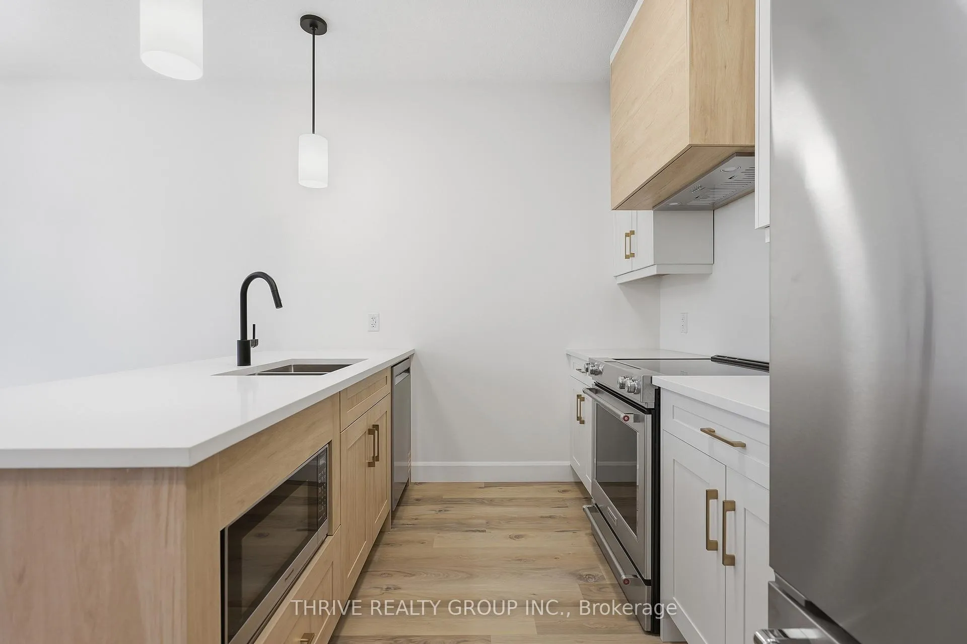 Photo 11 of Unit 3, 279 Hill Street, Central Elgin, Port Stanley — HOMEH