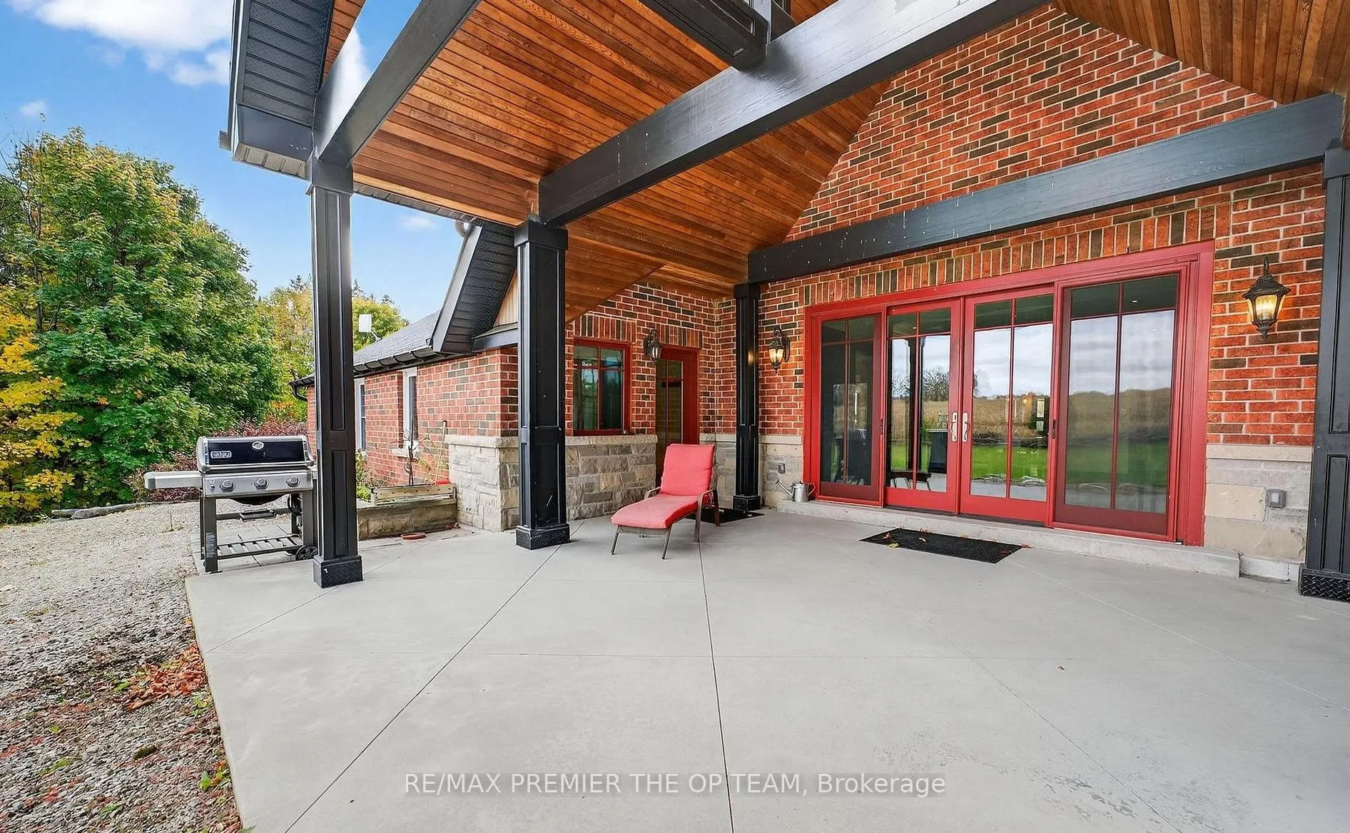 Photo 7 of 12355 Mill Road, Vaughan, Kleinburg — HOMEH