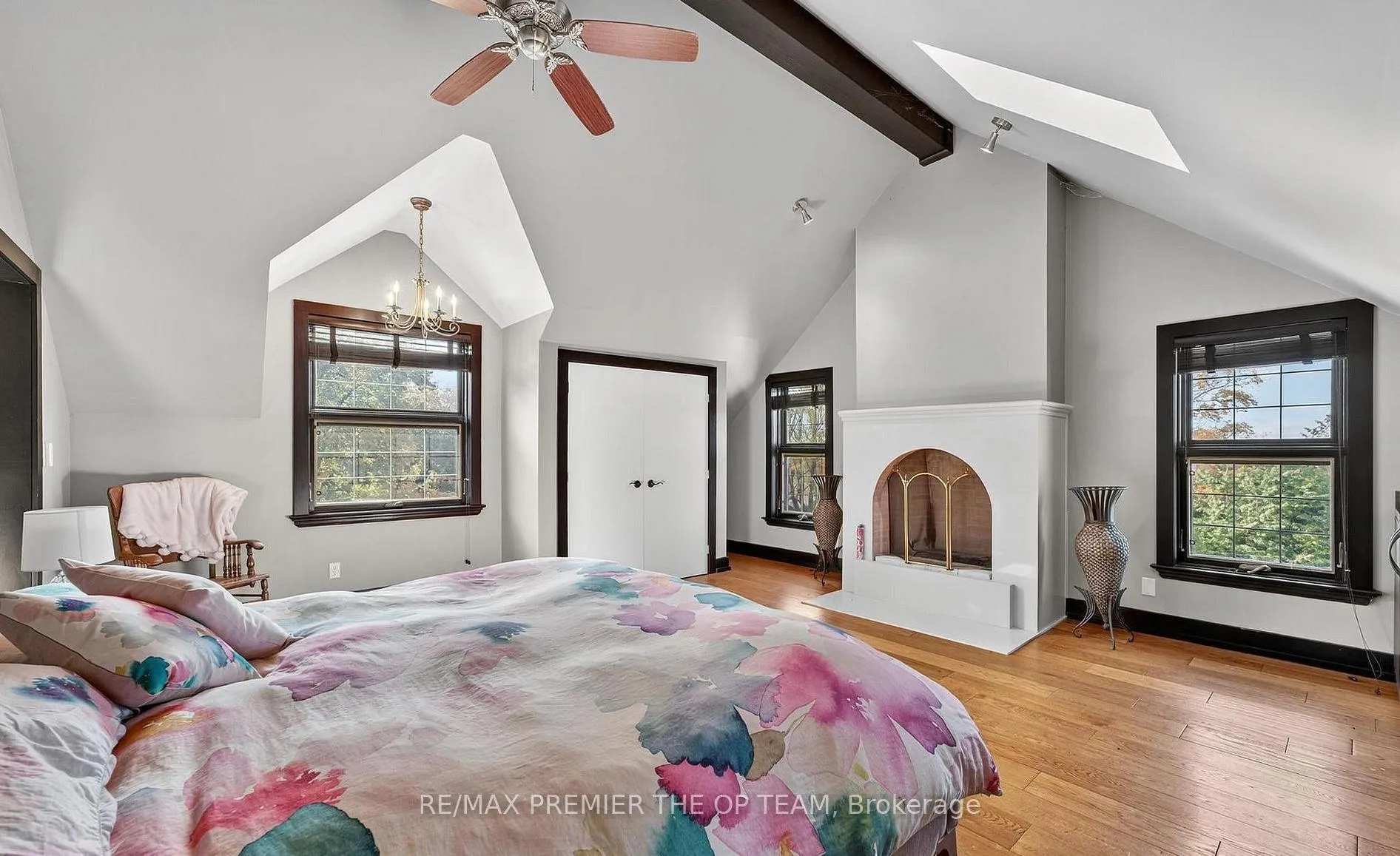 Photo 10 of 12355 Mill Road, Vaughan, Kleinburg — HOMEH