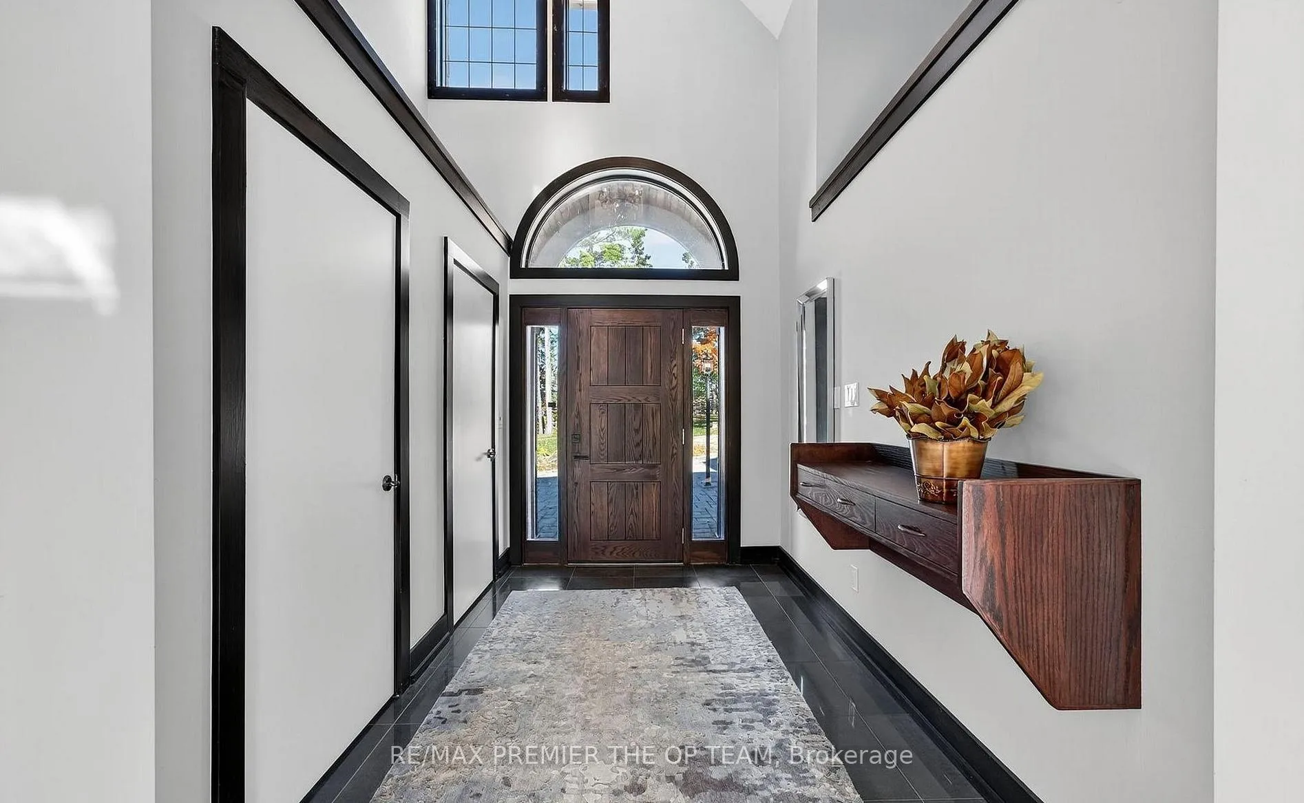 Photo 19 of 12355 Mill Road, Vaughan, Kleinburg — HOMEH