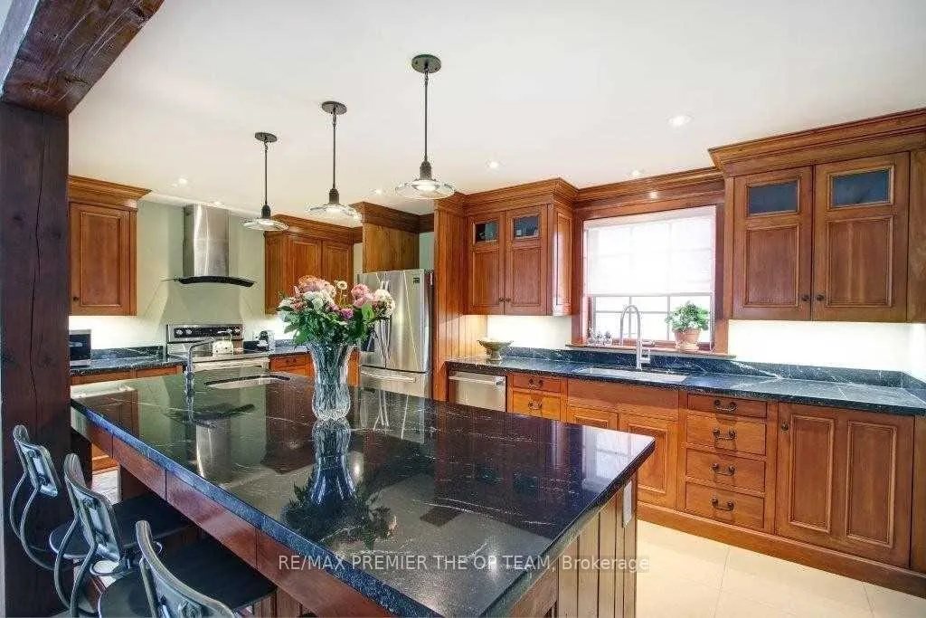 Photo 24 of 12355 Mill Road, Vaughan, Kleinburg — HOMEH