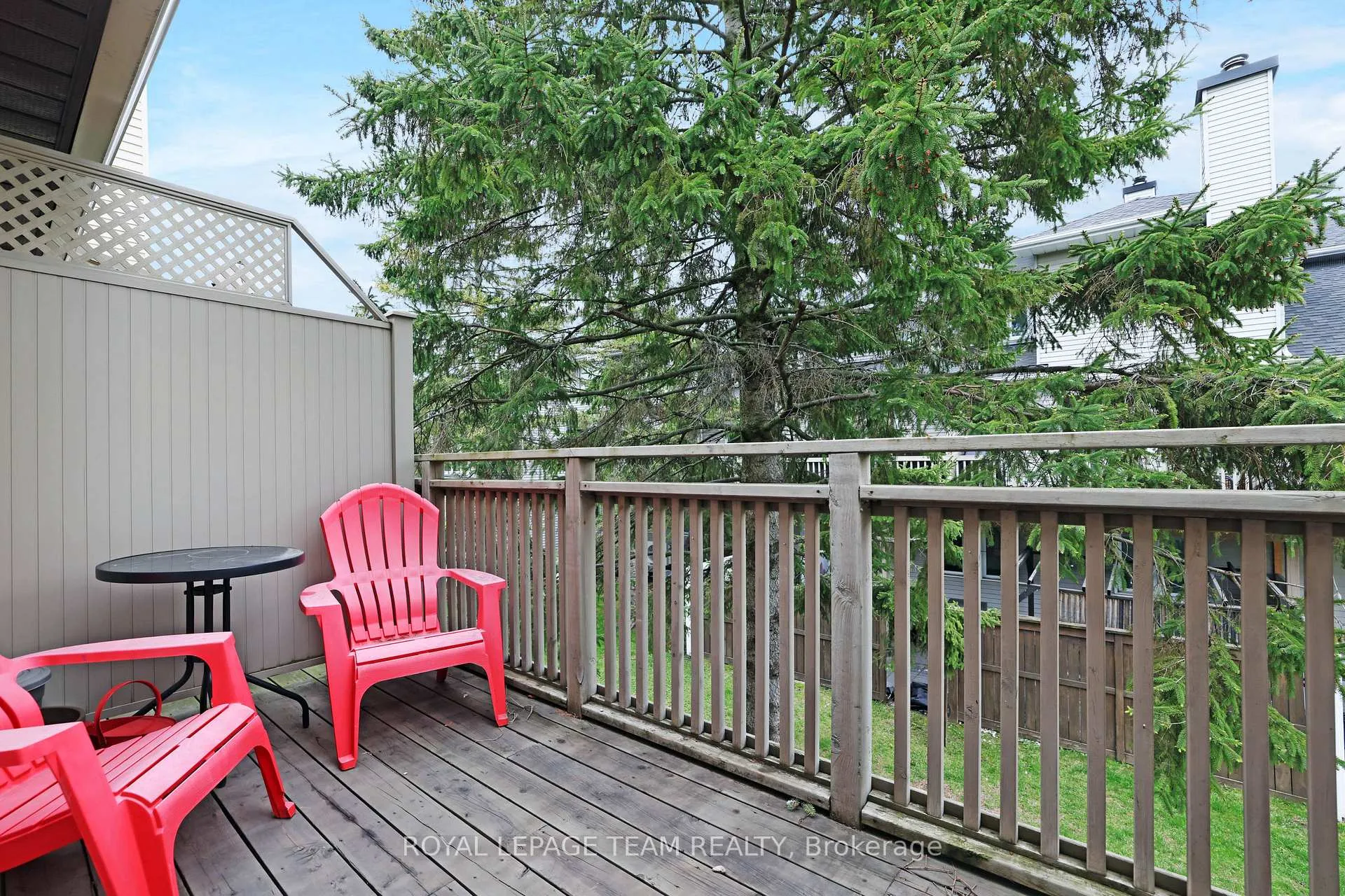 Photo 11 of 216 Steenbakkers Private, Ottawa, Hunt Club Park/Greenboro — HOMEH