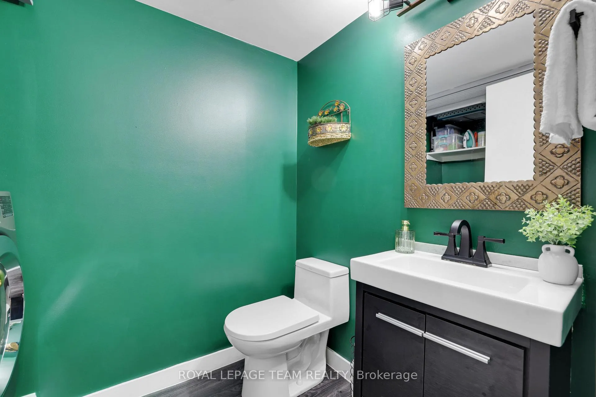 Photo 17 of 216 Steenbakkers Private, Ottawa, Hunt Club Park/Greenboro — HOMEH