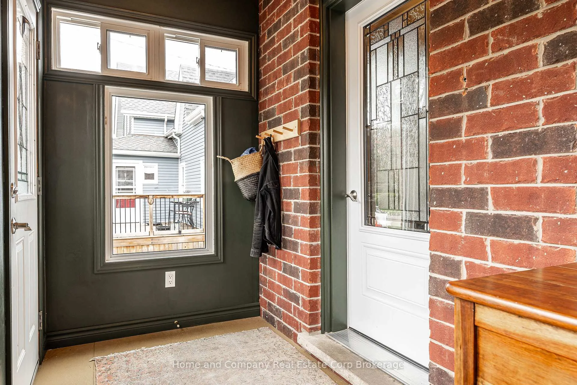Photo 3 of 32 Cherry Street, Stratford — HOMEH