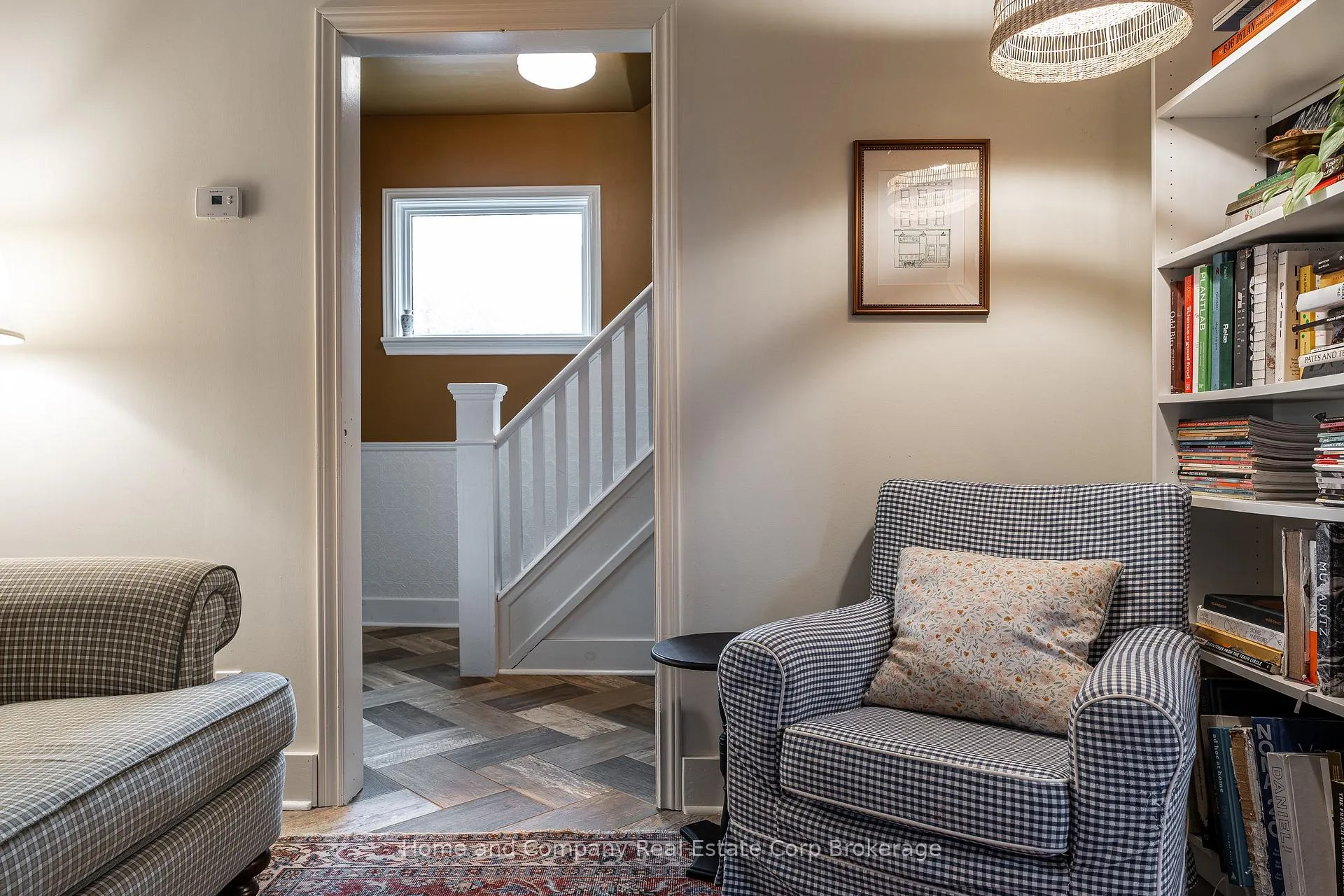 Photo 7 of 32 Cherry Street, Stratford — HOMEH