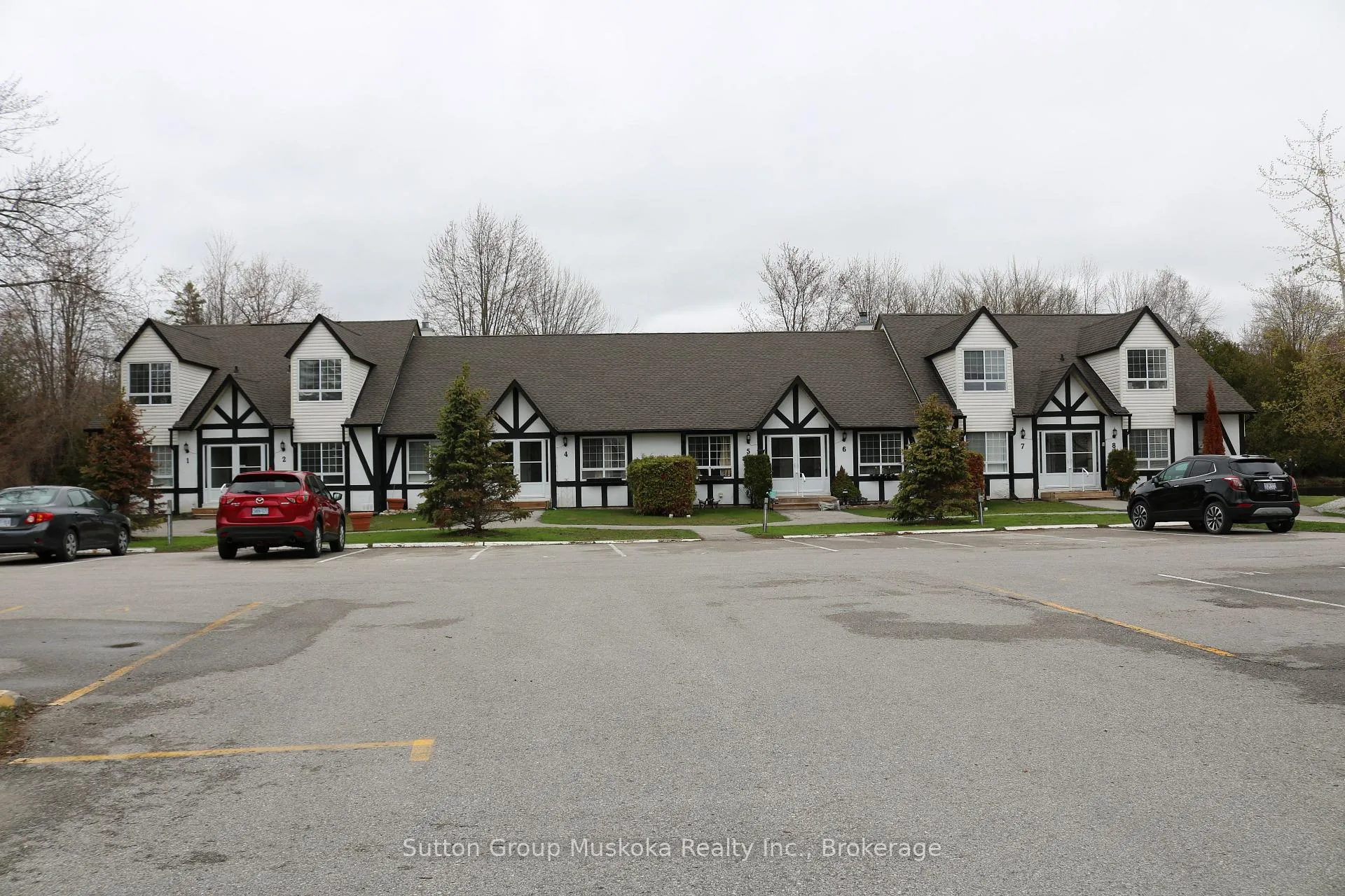 Photo 2 of Unit 4, 81 Laguna Parkway, Ramara, Rural Ramara — HOMEH