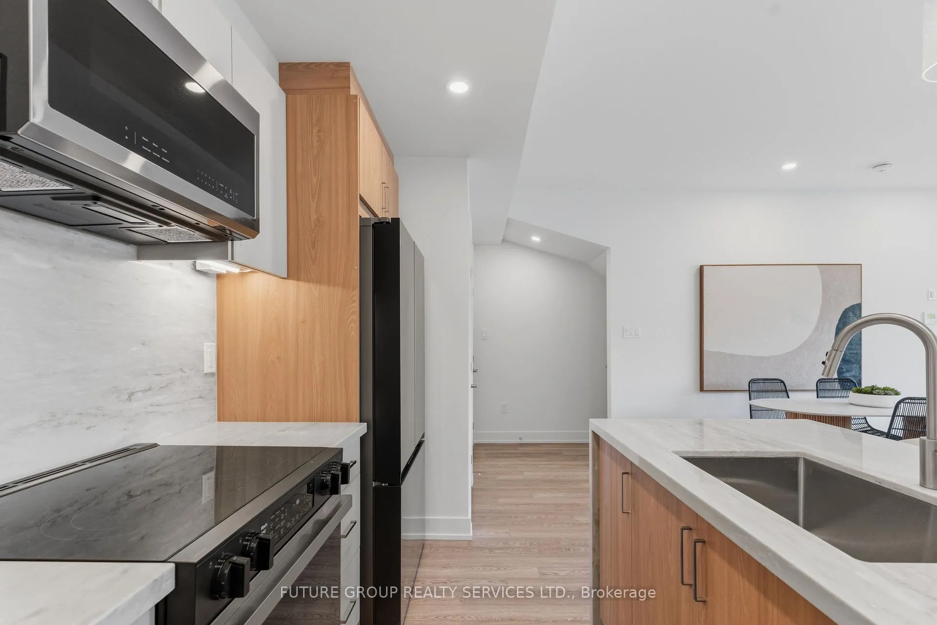 Photo 11 of Unit Unit 2, 86 Kenwood Avenue, Toronto, Humewood-Cedarvale — HOMEH