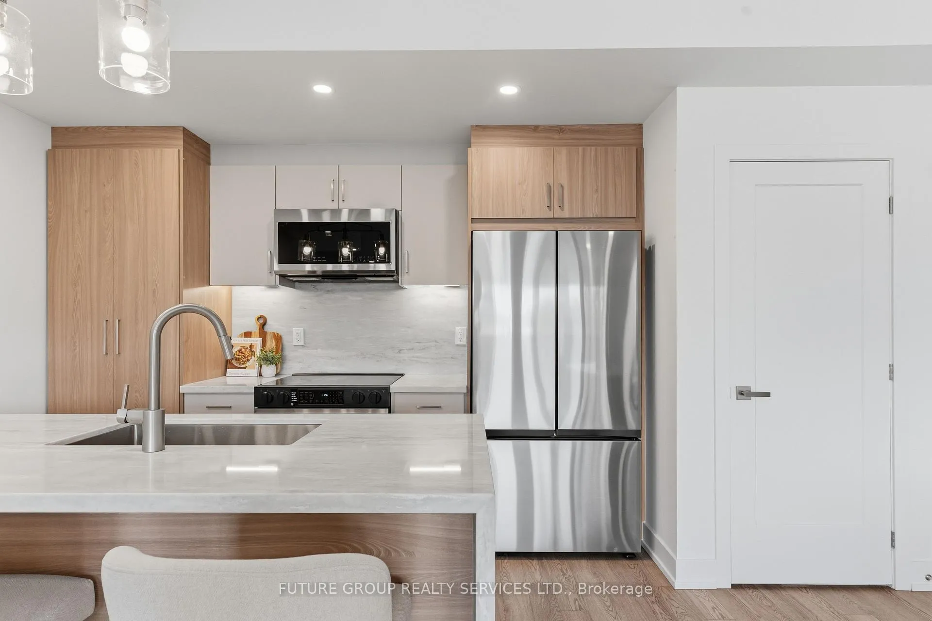Photo 12 of Unit Unit 2, 86 Kenwood Avenue, Toronto, Humewood-Cedarvale — HOMEH