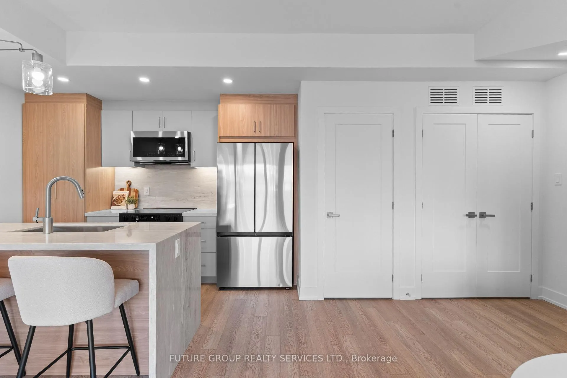 Photo 13 of Unit Unit 2, 86 Kenwood Avenue, Toronto, Humewood-Cedarvale — HOMEH