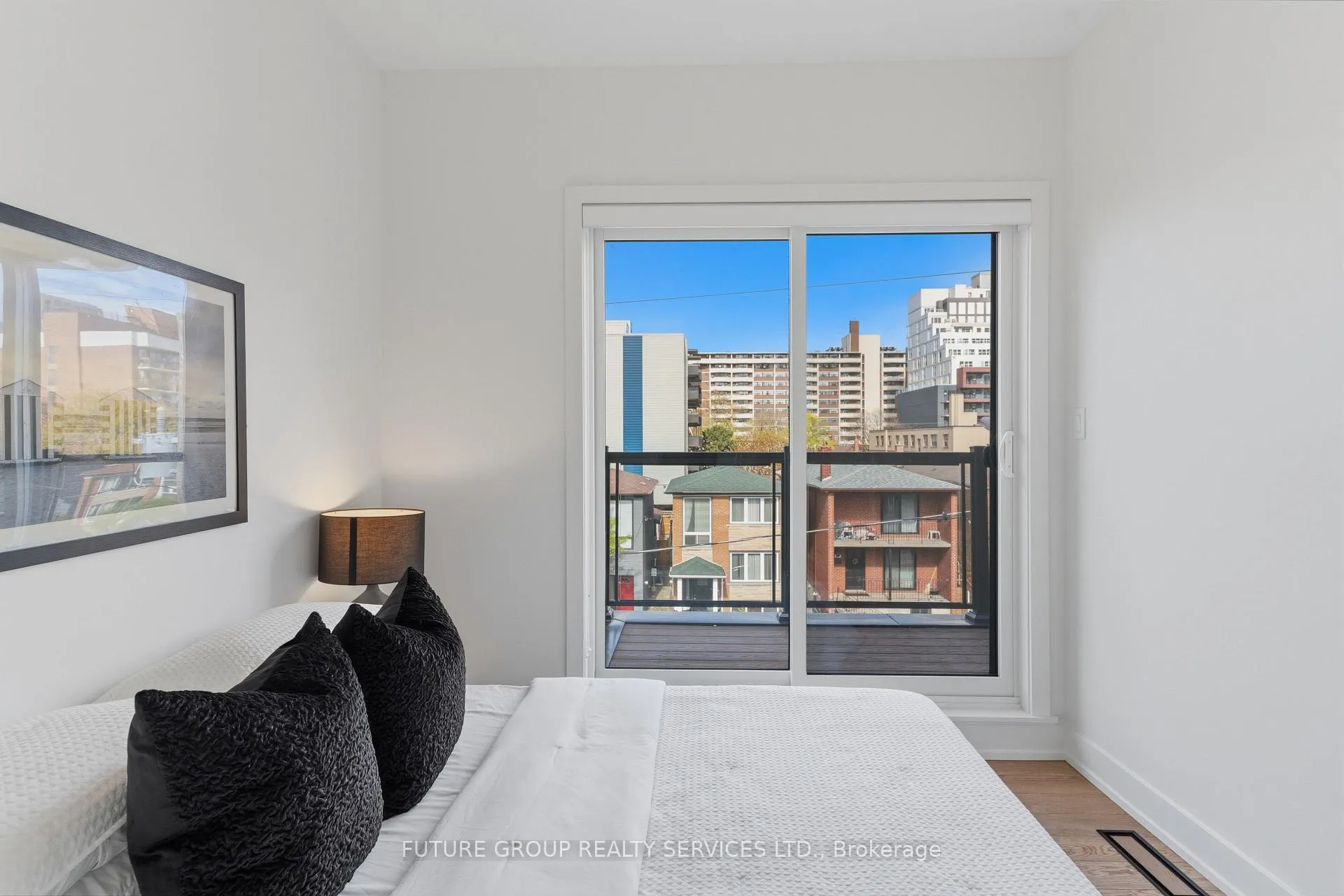 Photo 33 of Unit Unit 2, 86 Kenwood Avenue, Toronto, Humewood-Cedarvale — HOMEH