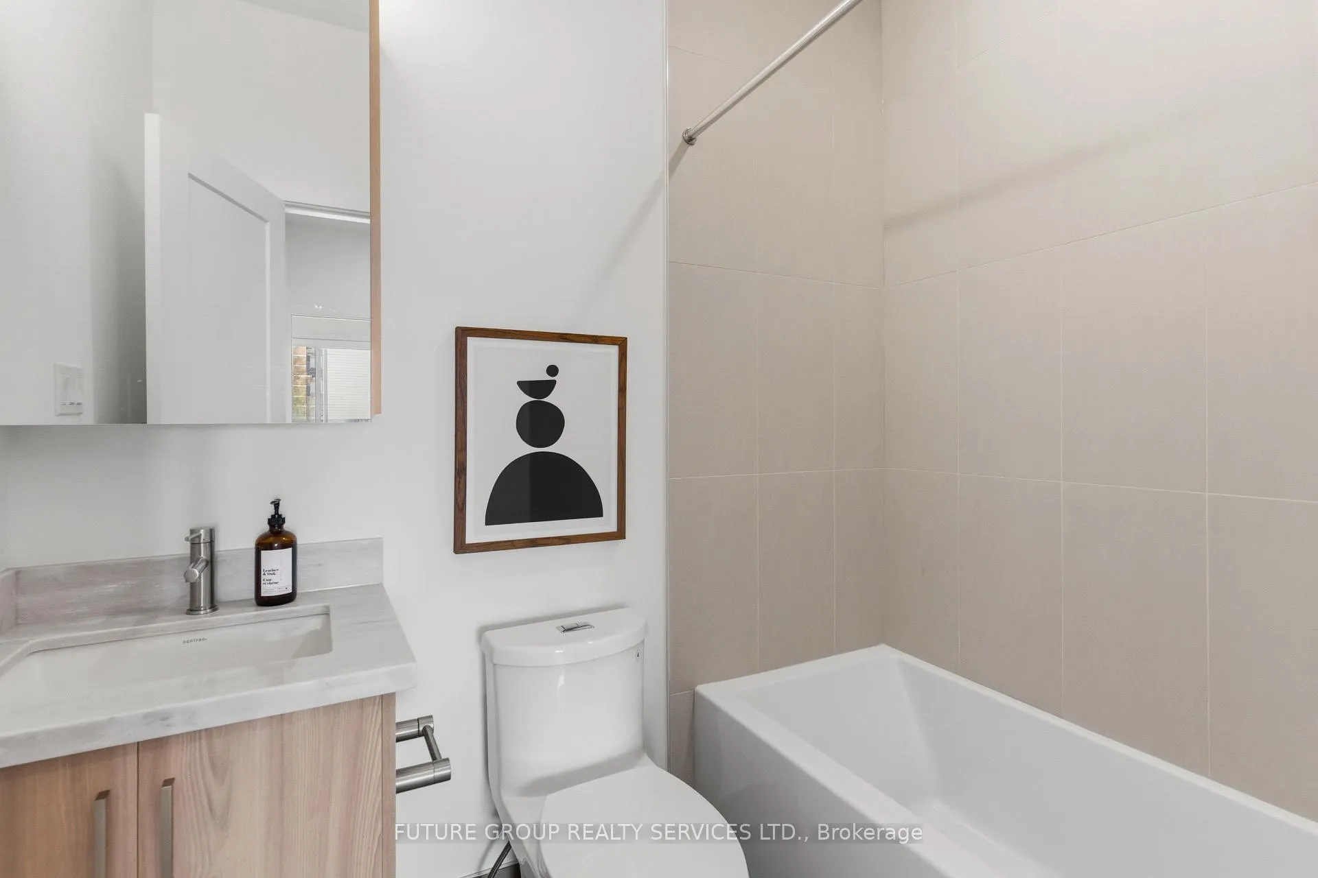 Photo 40 of Unit Unit 2, 86 Kenwood Avenue, Toronto, Humewood-Cedarvale — HOMEH