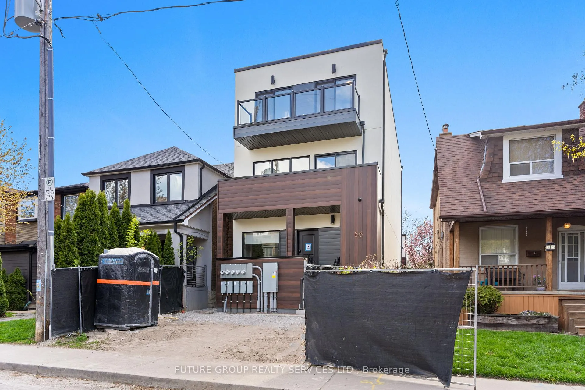 Photo 43 of Unit Unit 2, 86 Kenwood Avenue, Toronto, Humewood-Cedarvale — HOMEH
