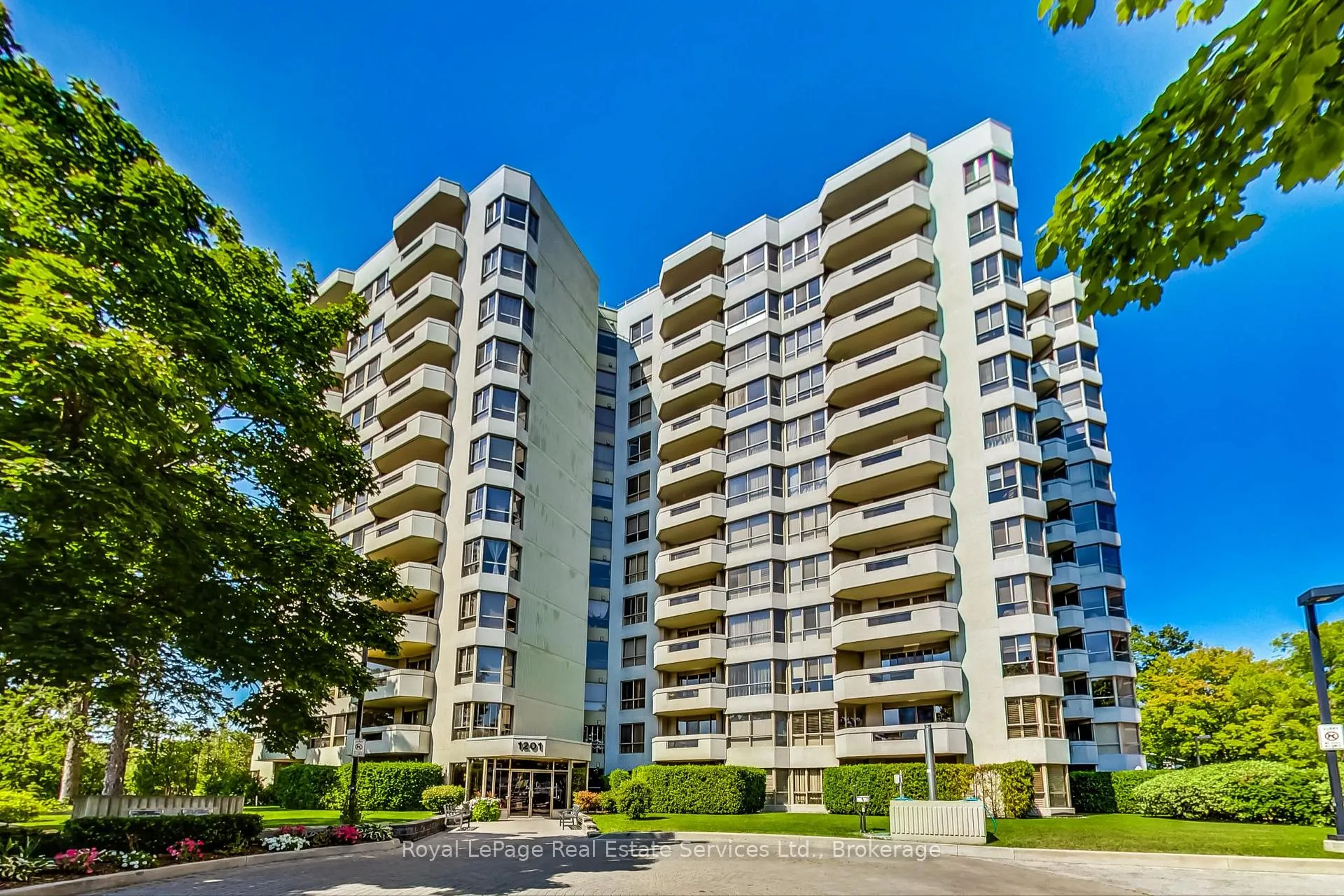 Front of Unit 705, 1201 North Shore Boulevard E
