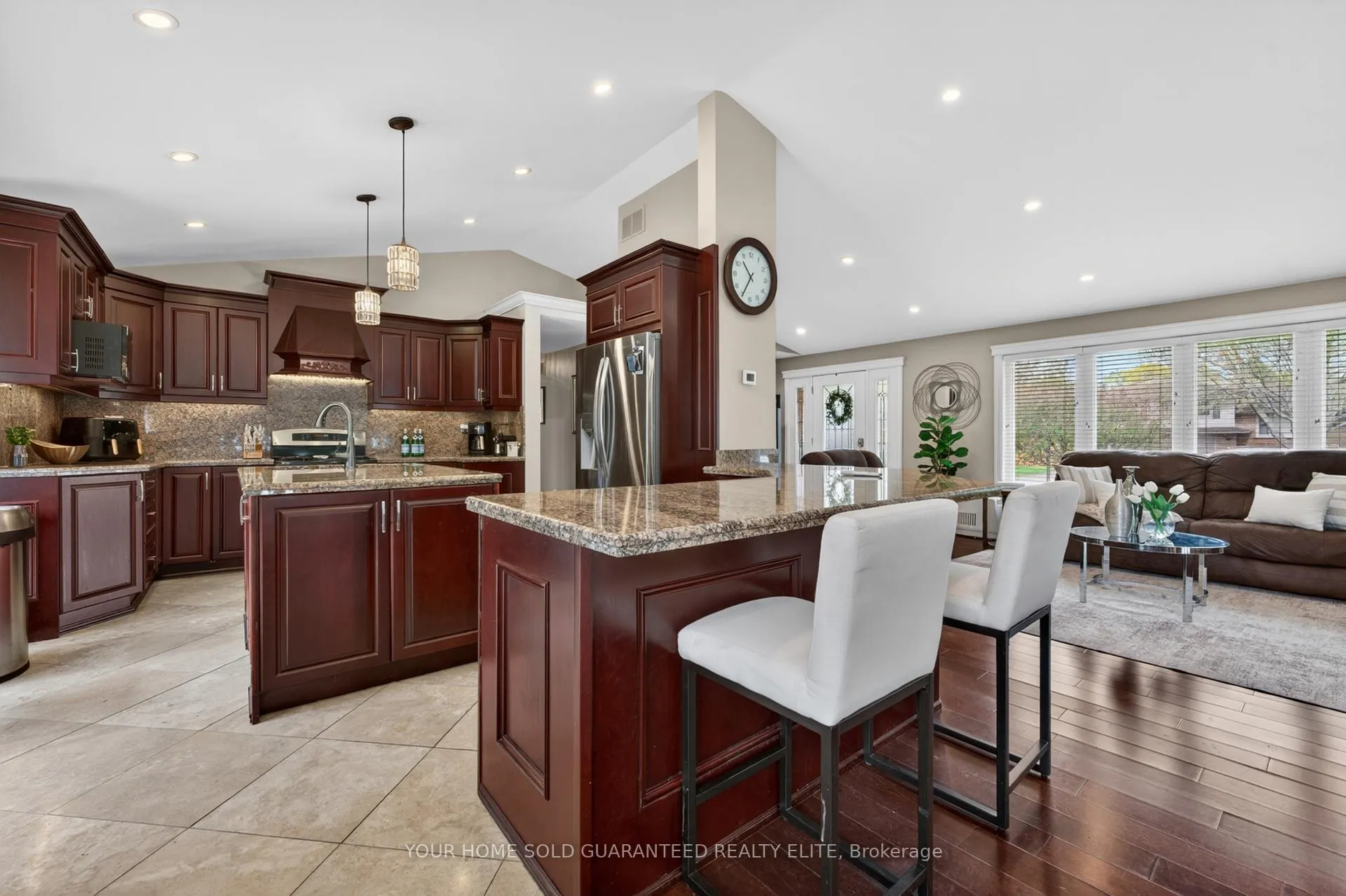 Photo 5 of 632 Ellengale Road, Burlington, LaSalle — HOMEH