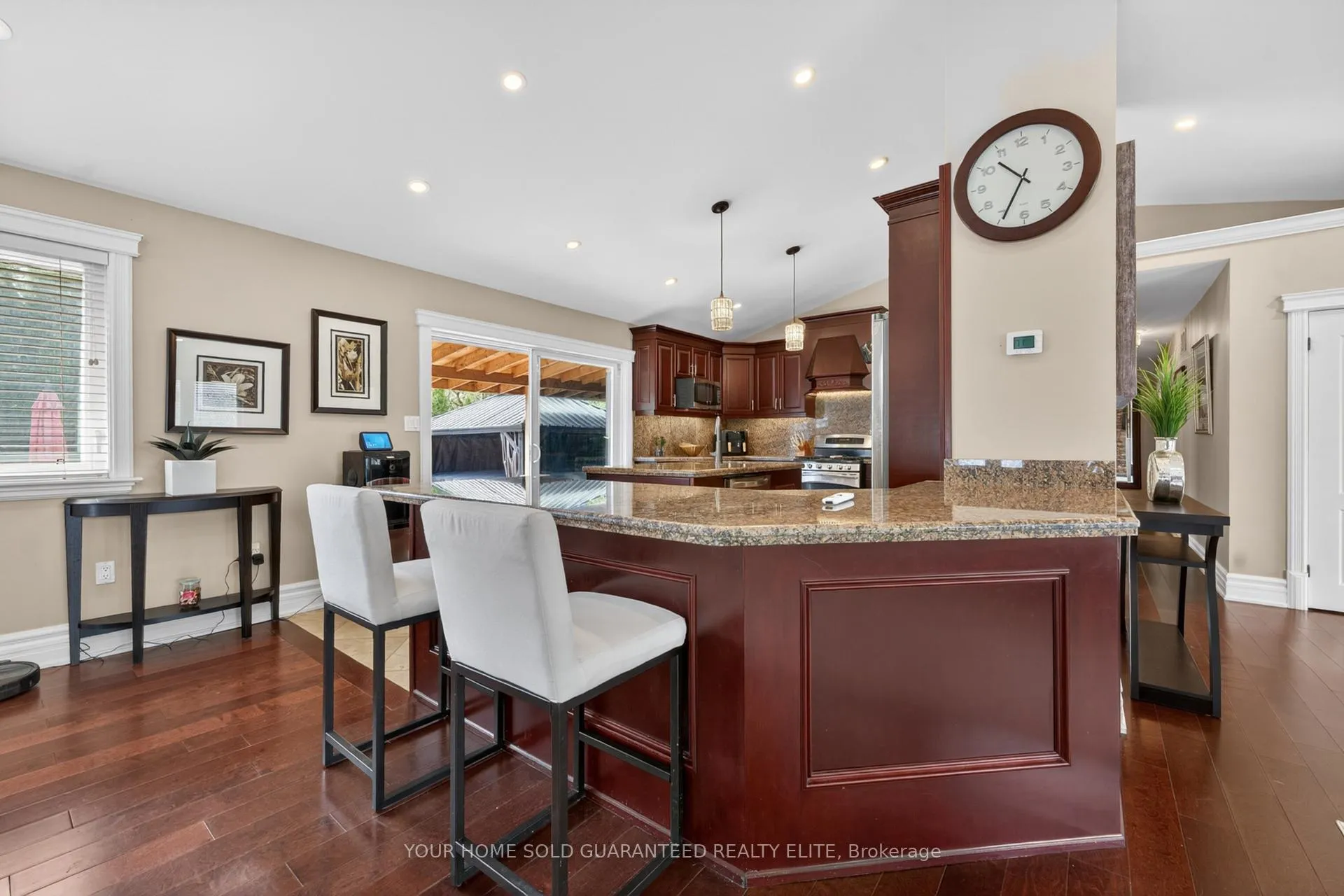 Photo 17 of 632 Ellengale Road, Burlington, LaSalle — HOMEH