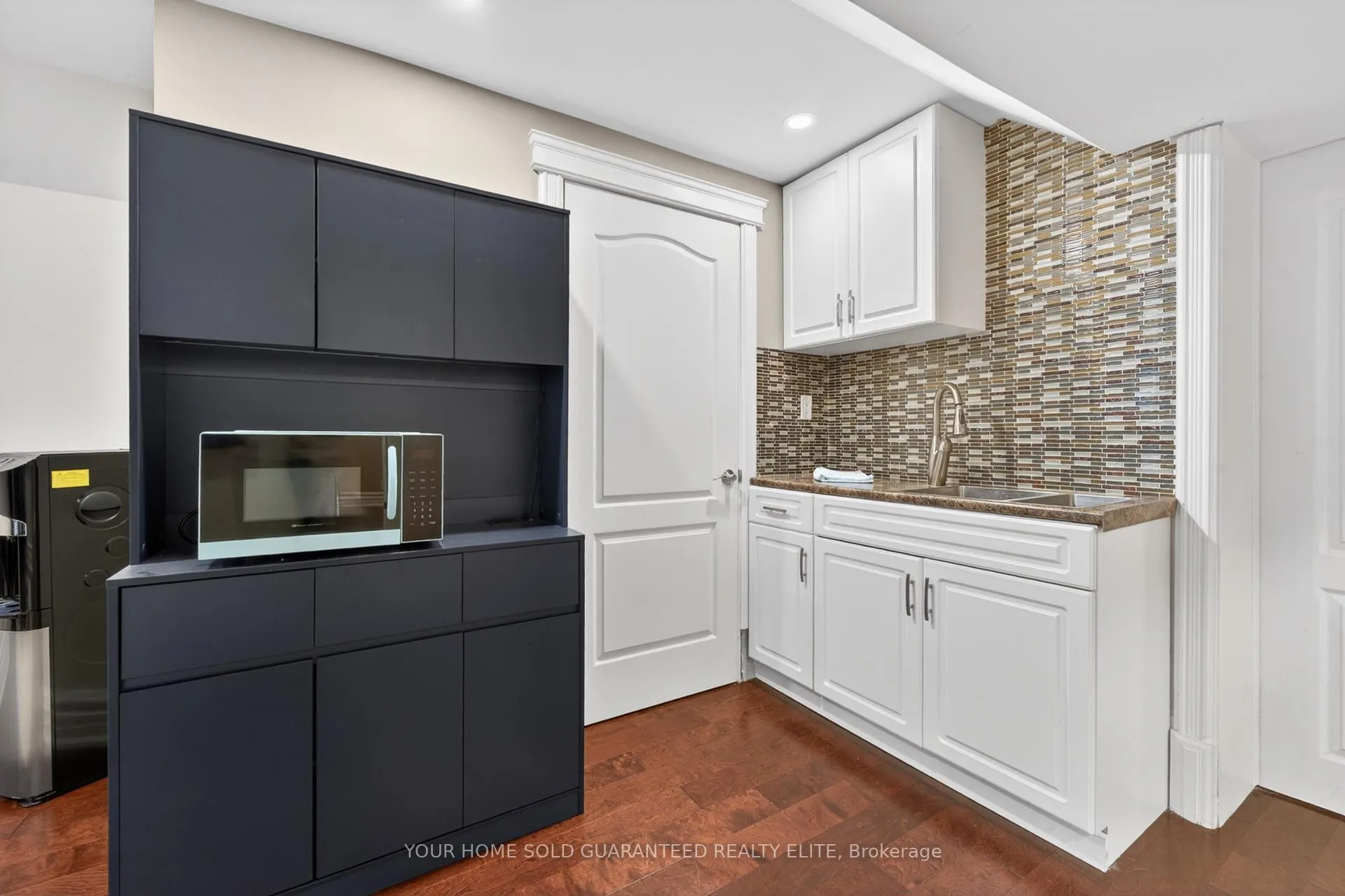 Photo 25 of 632 Ellengale Road, Burlington, LaSalle — HOMEH