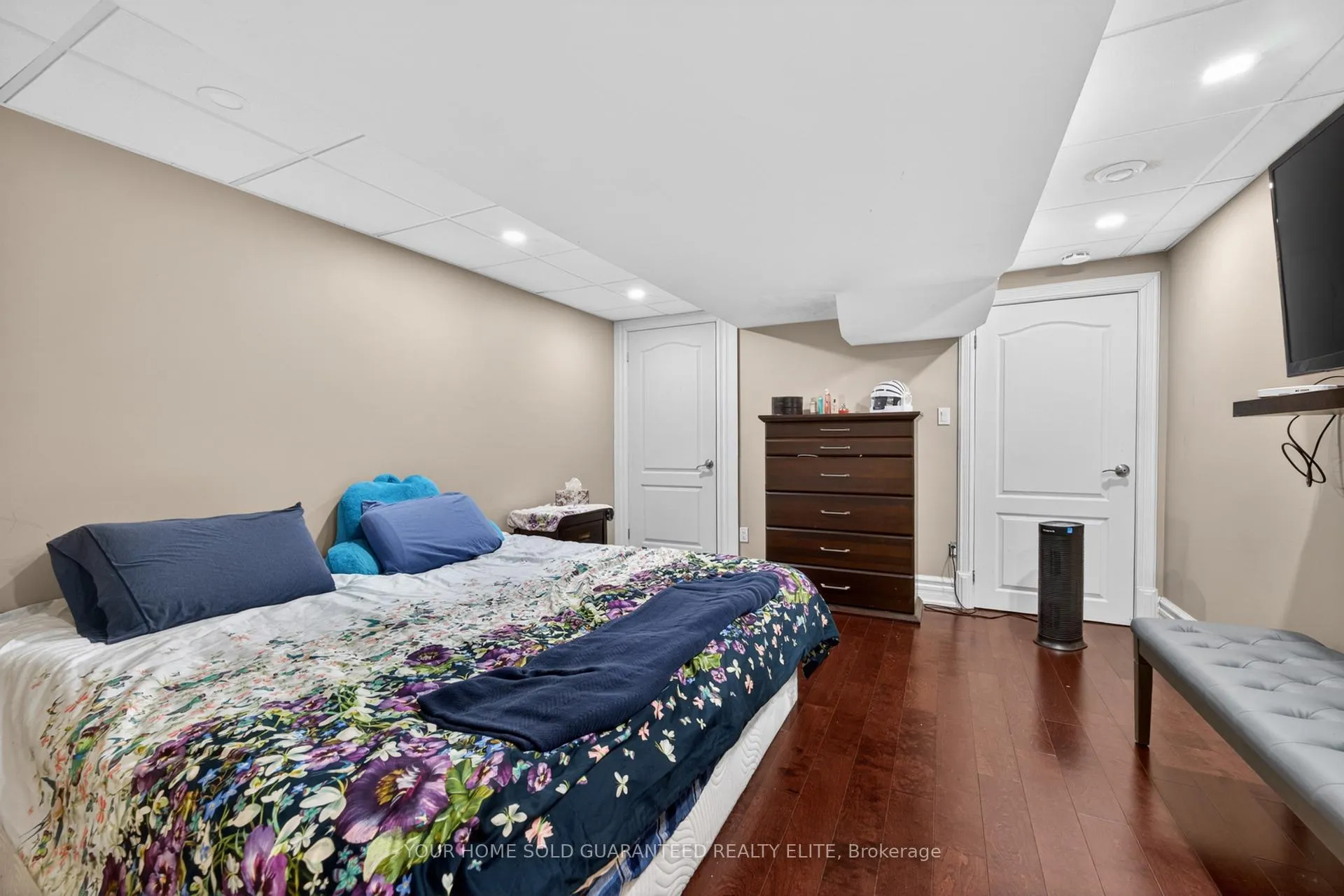 Photo 26 of 632 Ellengale Road, Burlington, LaSalle — HOMEH