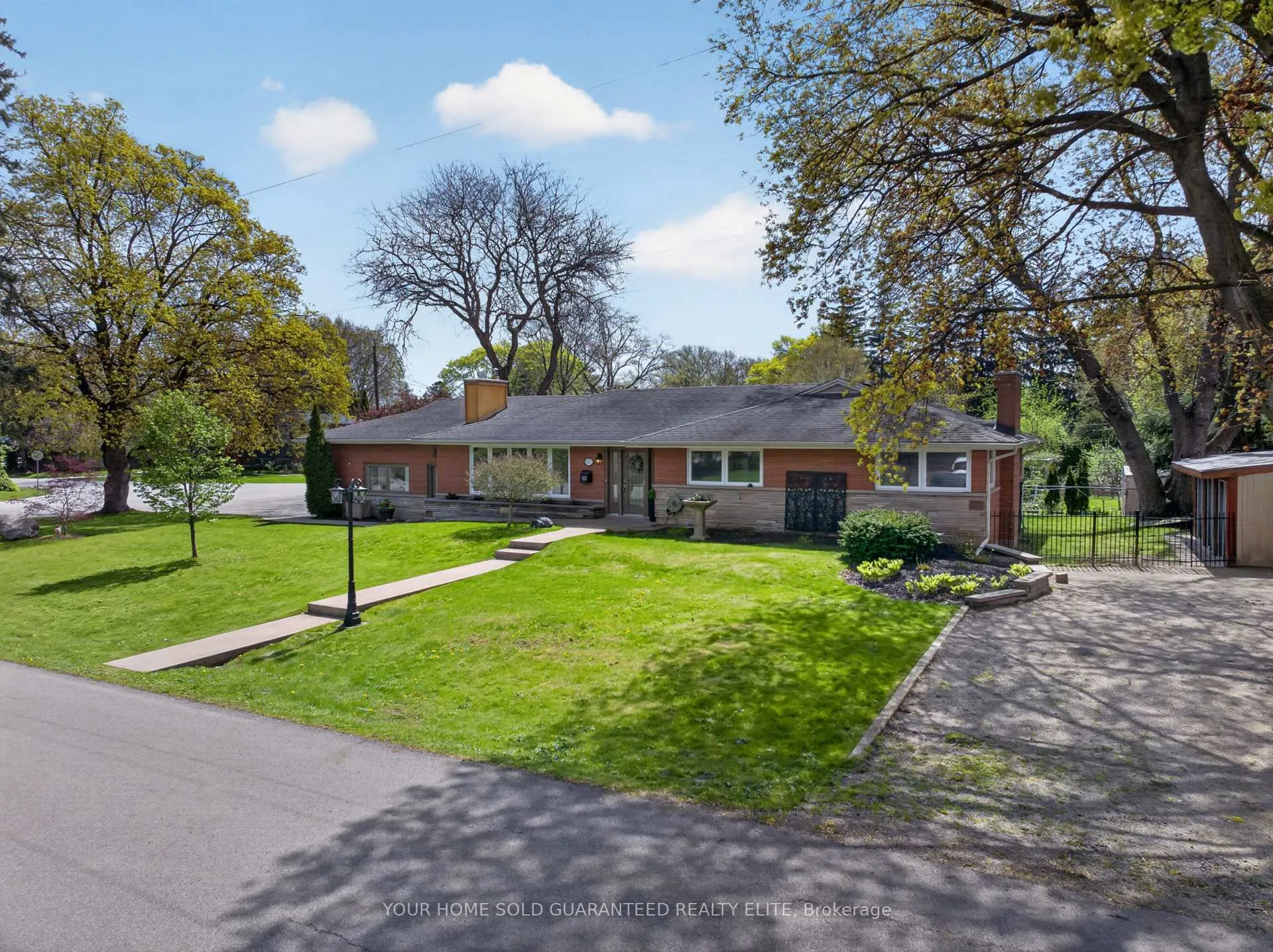 Photo 38 of 632 Ellengale Road, Burlington, LaSalle — HOMEH