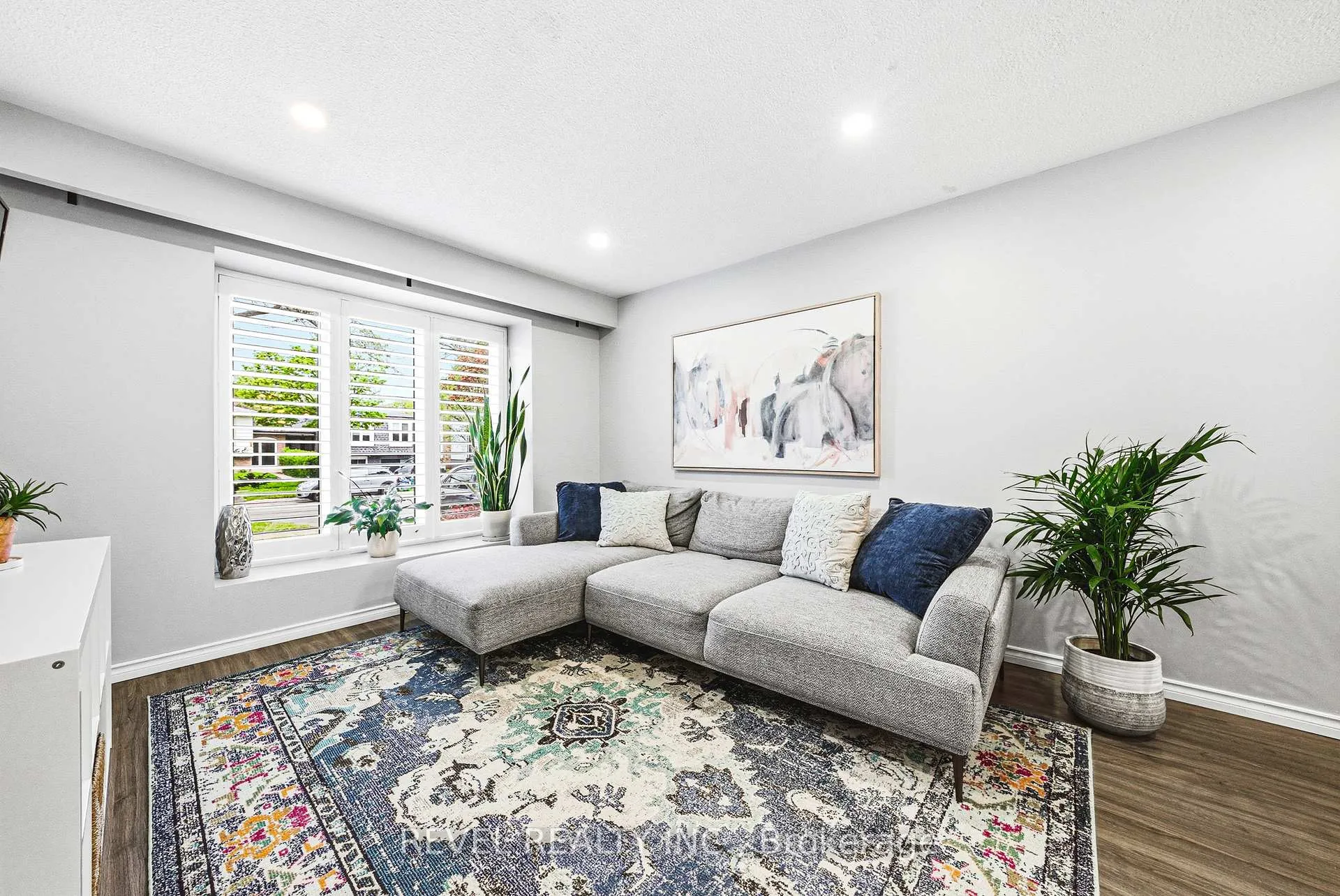 Photo 7 of 5064 Brady Avenue, Burlington, Appleby — HOMEH