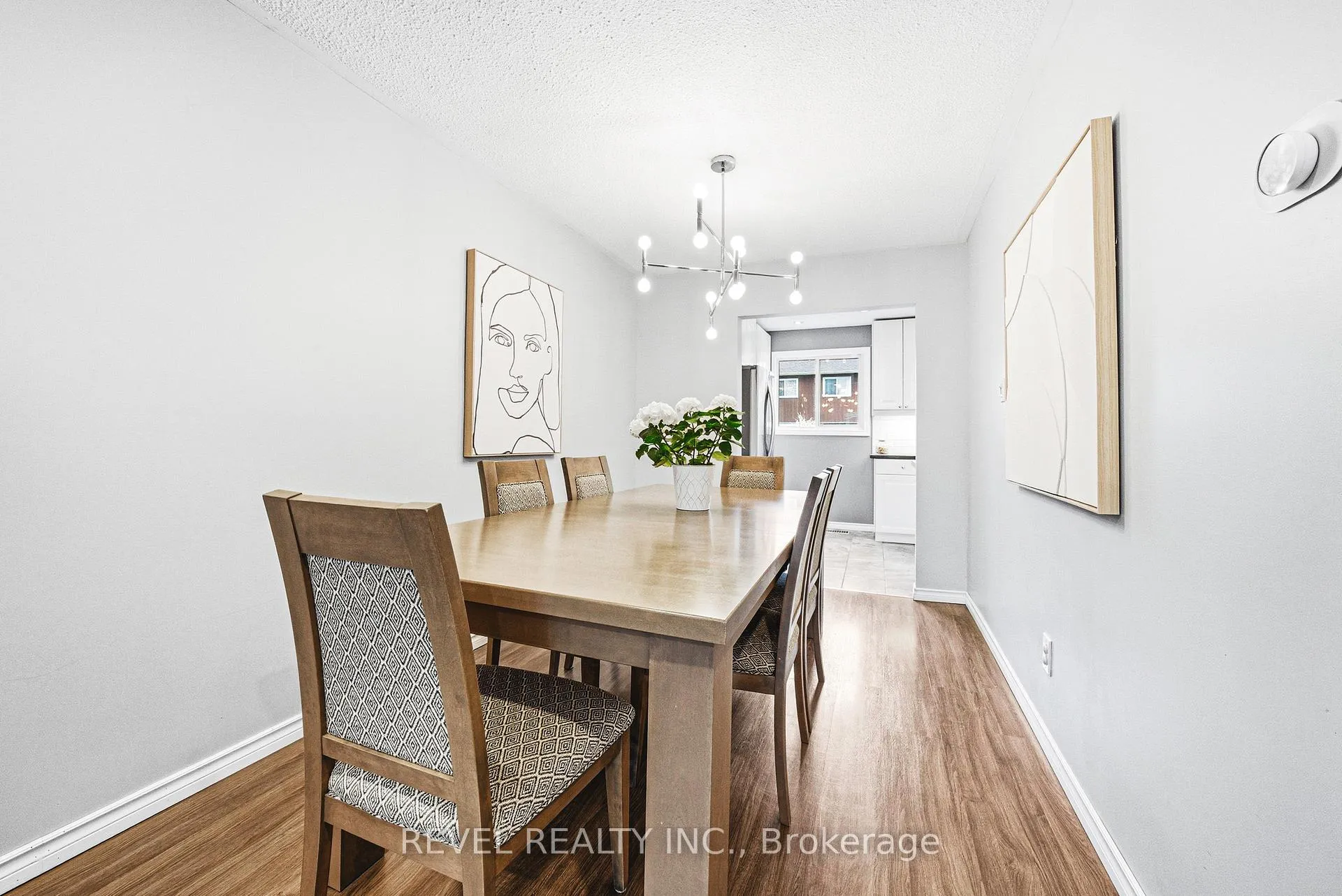 Photo 8 of 5064 Brady Avenue, Burlington, Appleby — HOMEH
