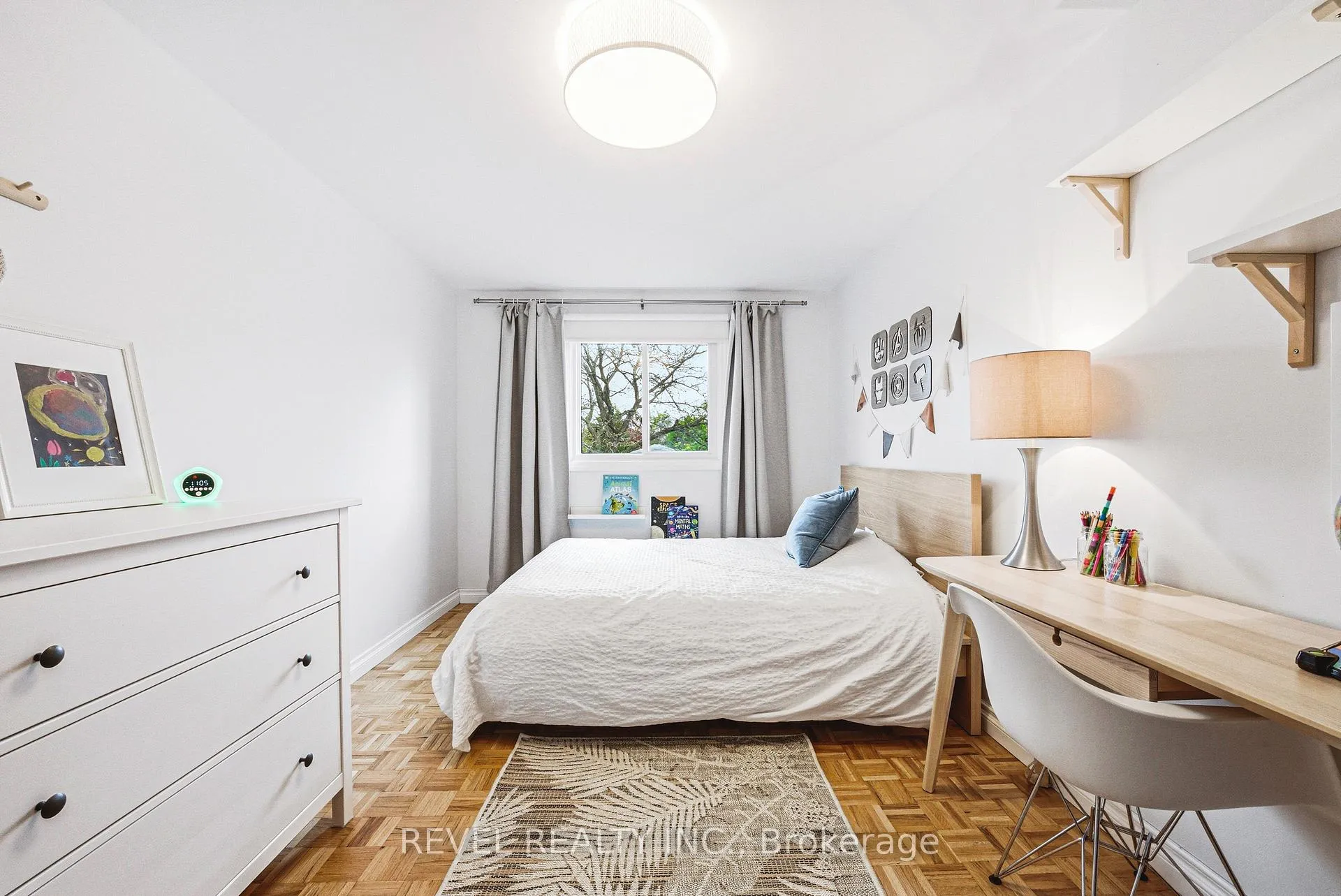 Photo 24 of 5064 Brady Avenue, Burlington, Appleby — HOMEH