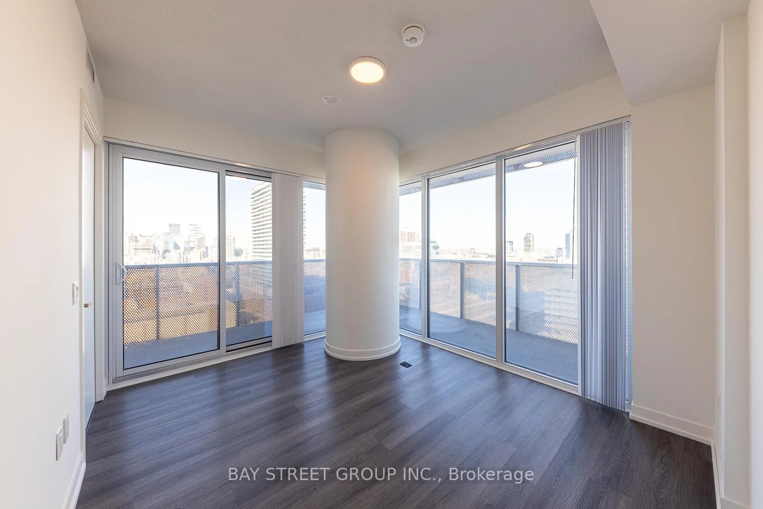 Photo 8 of Unit 1903, 138 Downes Street, Toronto, Waterfront Communities — HOMEH