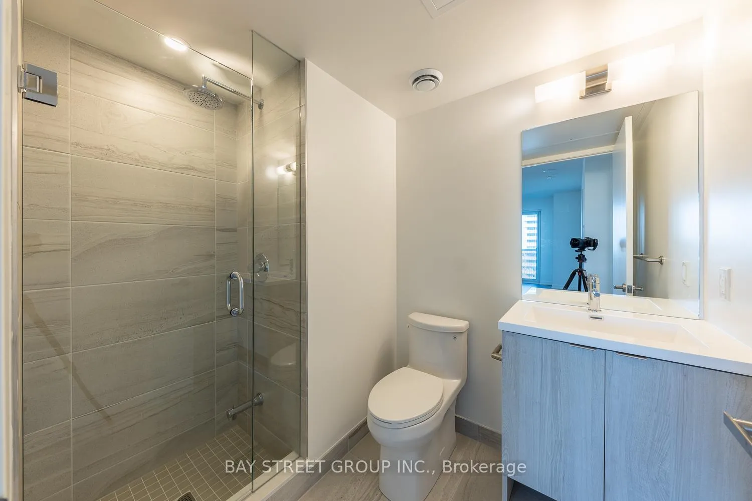Photo 11 of Unit 1903, 138 Downes Street, Toronto, Waterfront Communities — HOMEH