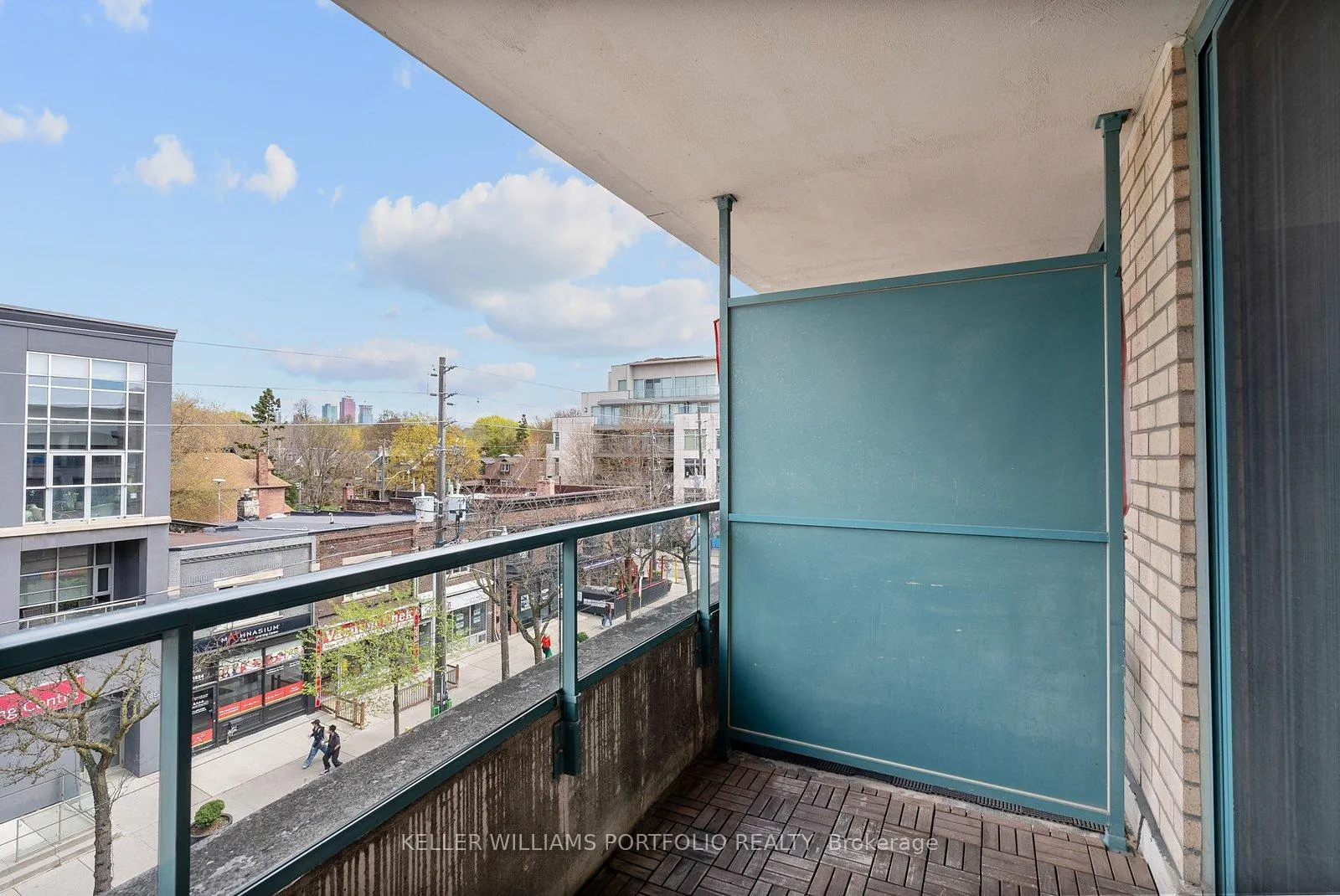 Photo 23 of Unit 408, 1829 Queen Street E, Toronto, The Beaches — HOMEH
