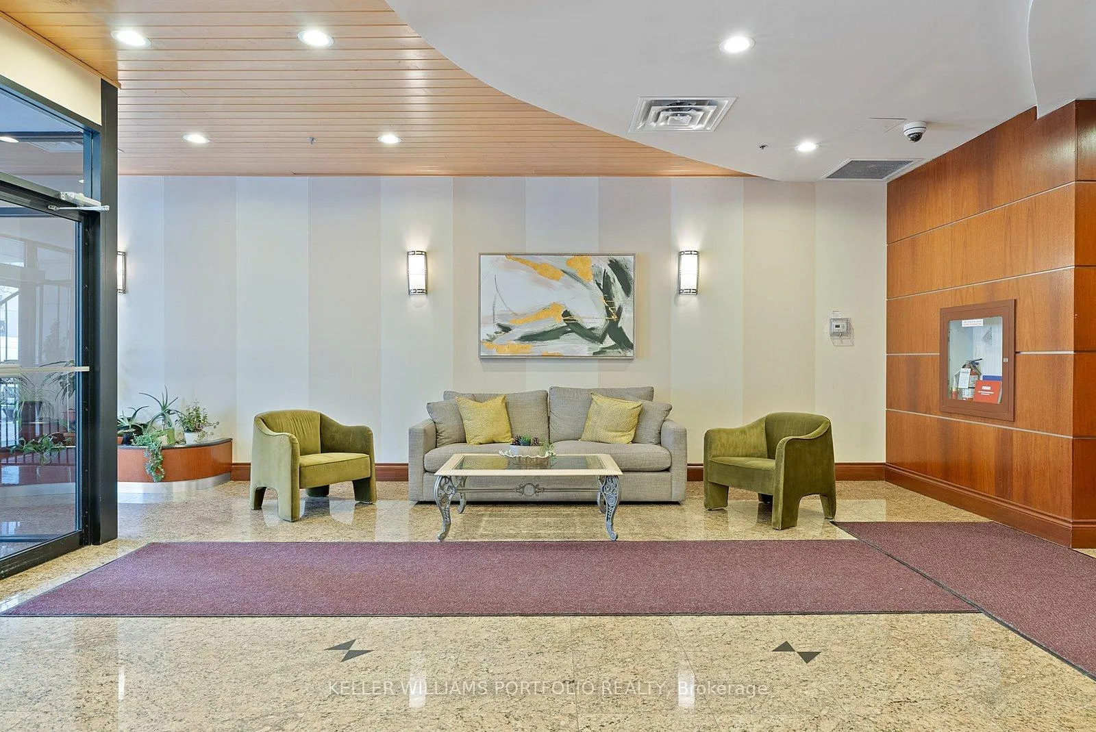 Photo 32 of Unit 408, 1829 Queen Street E, Toronto, The Beaches — HOMEH