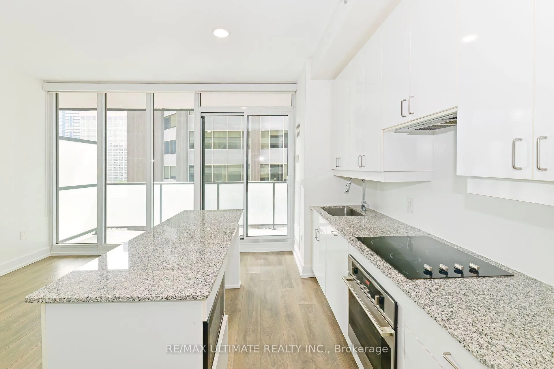 Photo 7 of Unit 1106, 426 University Avenue, Toronto, Kensington-Chinatown — HOMEH