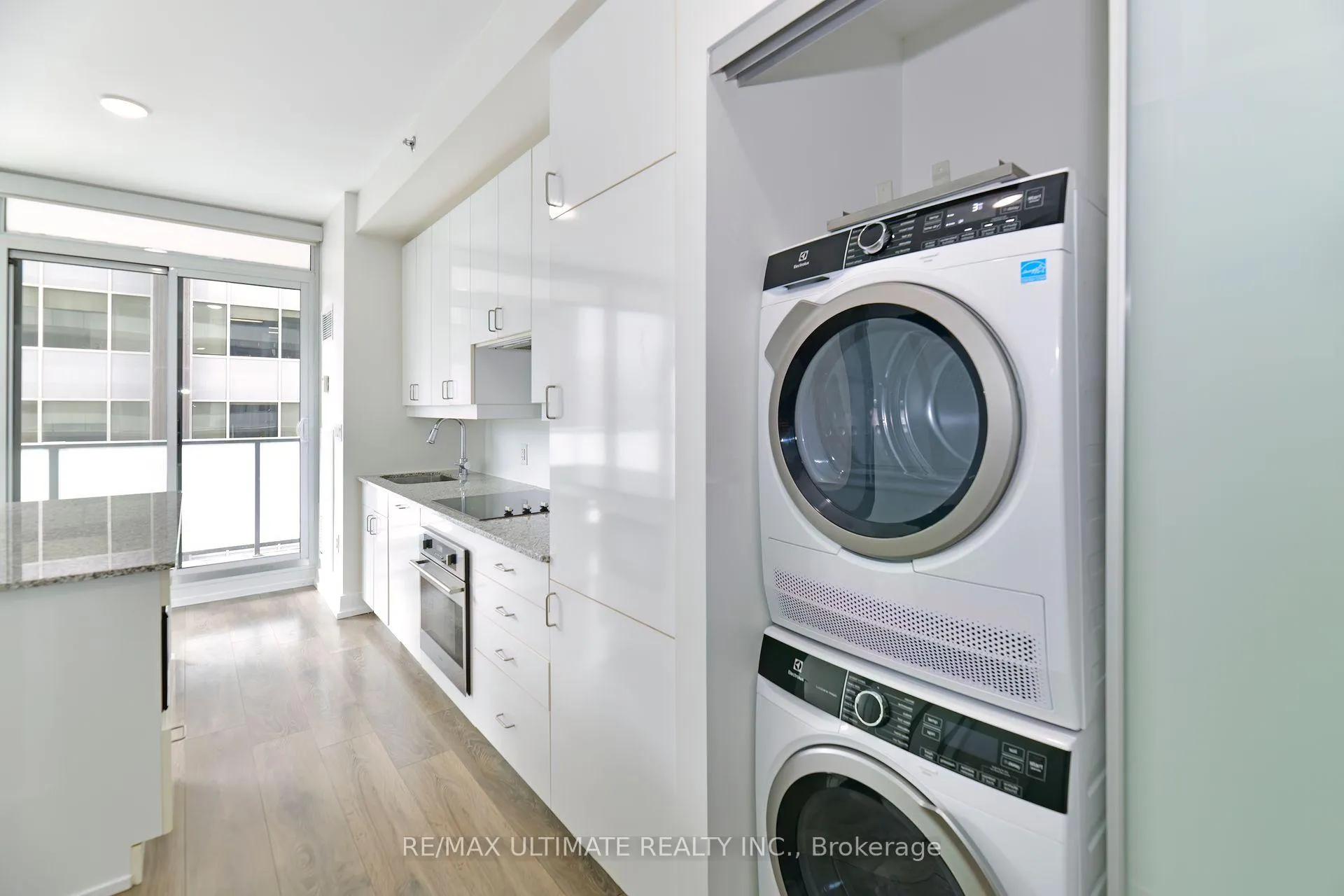 Photo 20 of Unit 1106, 426 University Avenue, Toronto, Kensington-Chinatown — HOMEH