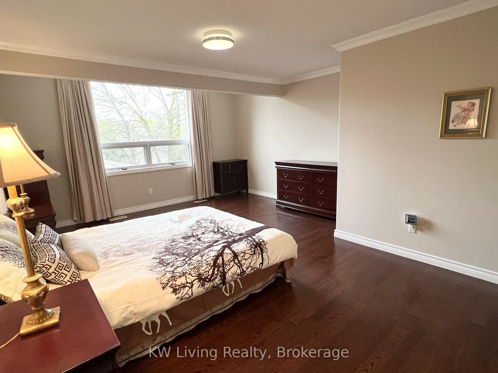 Photo 5 of 28 Parkinson Road E, Markham, Markham Village — HOMEH